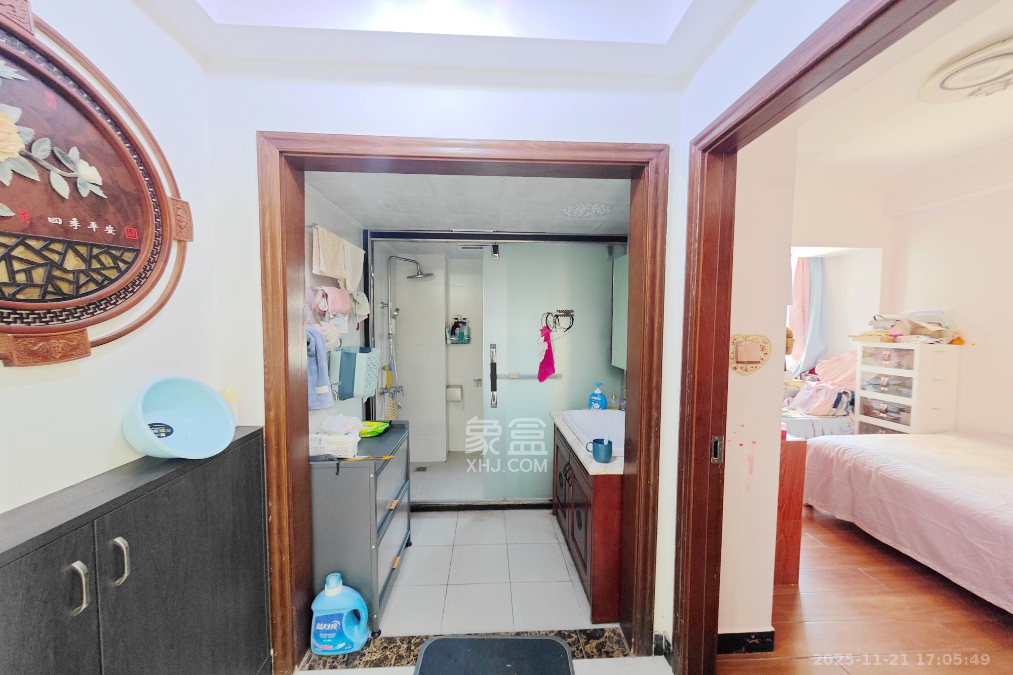 建发中央悦府 3室2厅2卫 126.0万 建发中央悦府 3室2厅2卫 126.0万其他