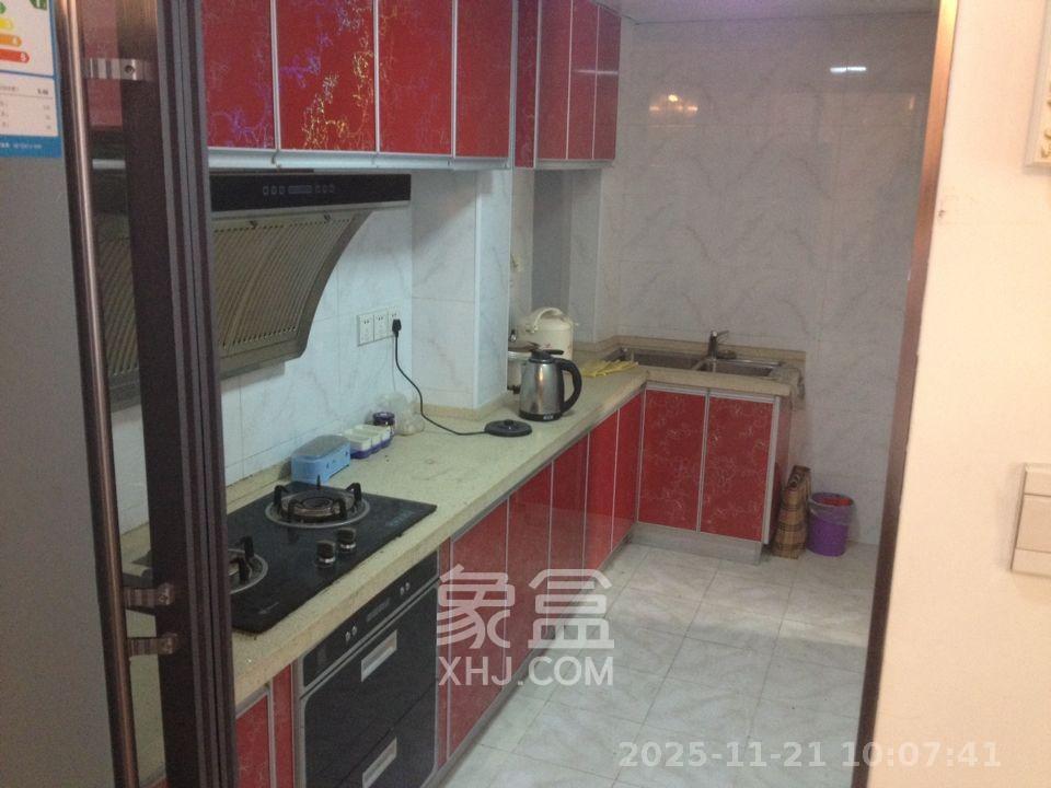 保利麓谷林语D区 3室2厅1卫 2400.0元/月 保利麓谷林语D区 3室2厅1卫 2400.0元/月室内图