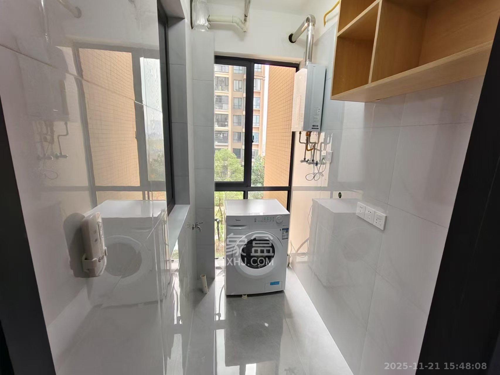 深业睿城  2室1厅2卫    2200.0元/月室内图