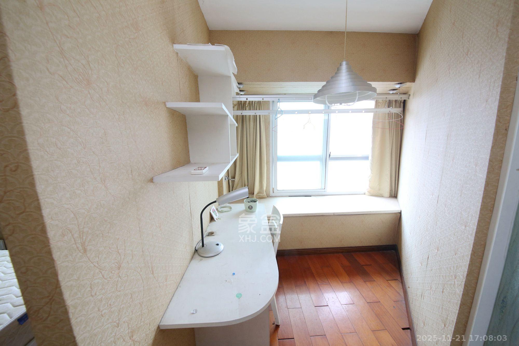 西罗亚大厦 3室1厅1卫 2000.0元/月 西罗亚大厦 3室1厅1卫 2000.0元/月室内图