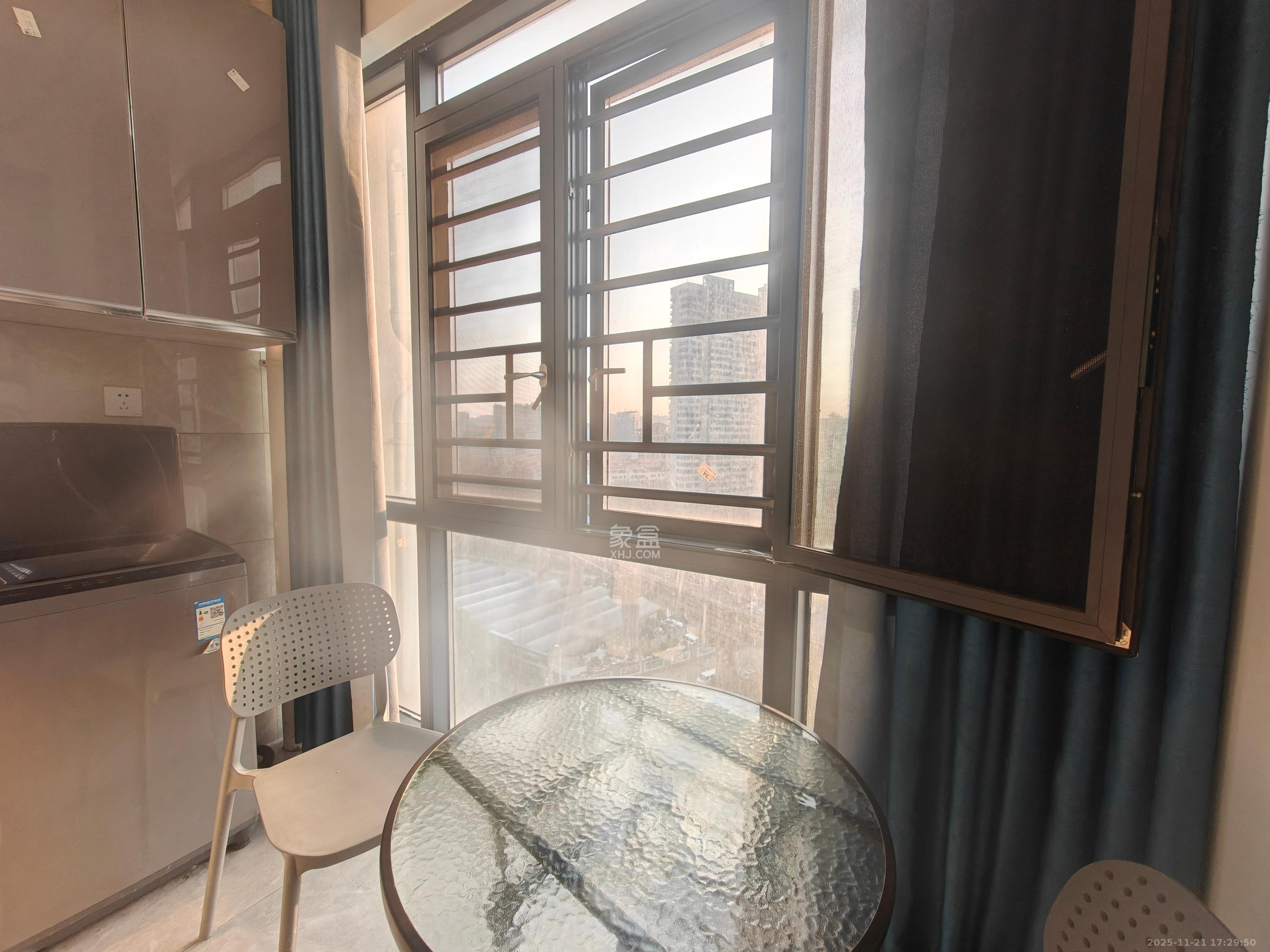 富力芙蓉新天地  1室0厅0卫    1600.0元/月室内图