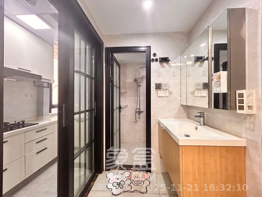 荣悦台  1室1厅1卫    2400.0元/月室内图