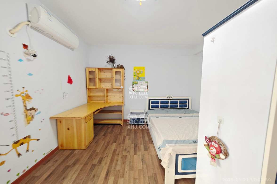 锦绣世纪 3室2厅2卫 129.8万 锦绣世纪 3室2厅2卫 129.8万卧室