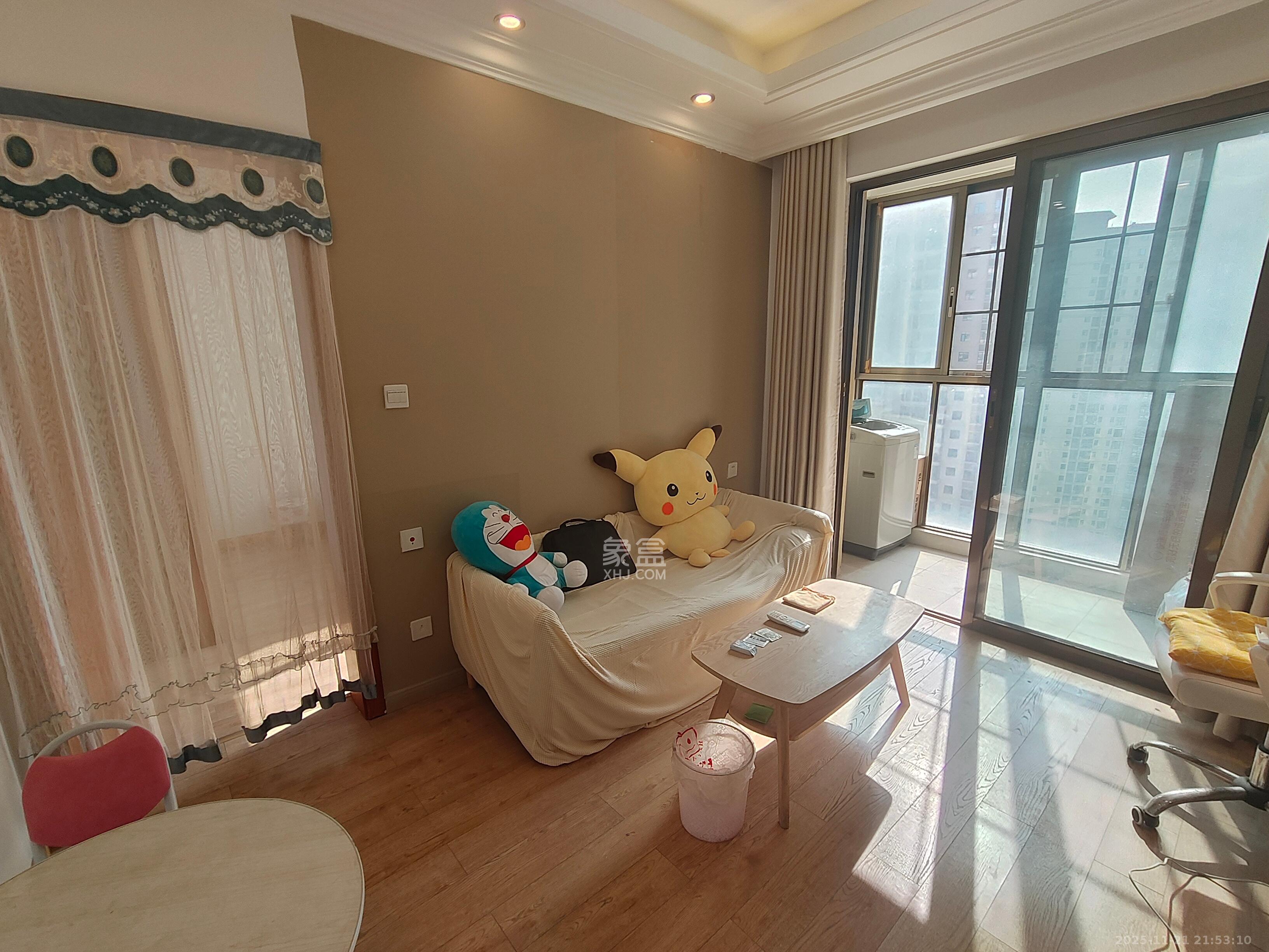 江山帝景哈佛  1室1厅1卫    1600.0元/月