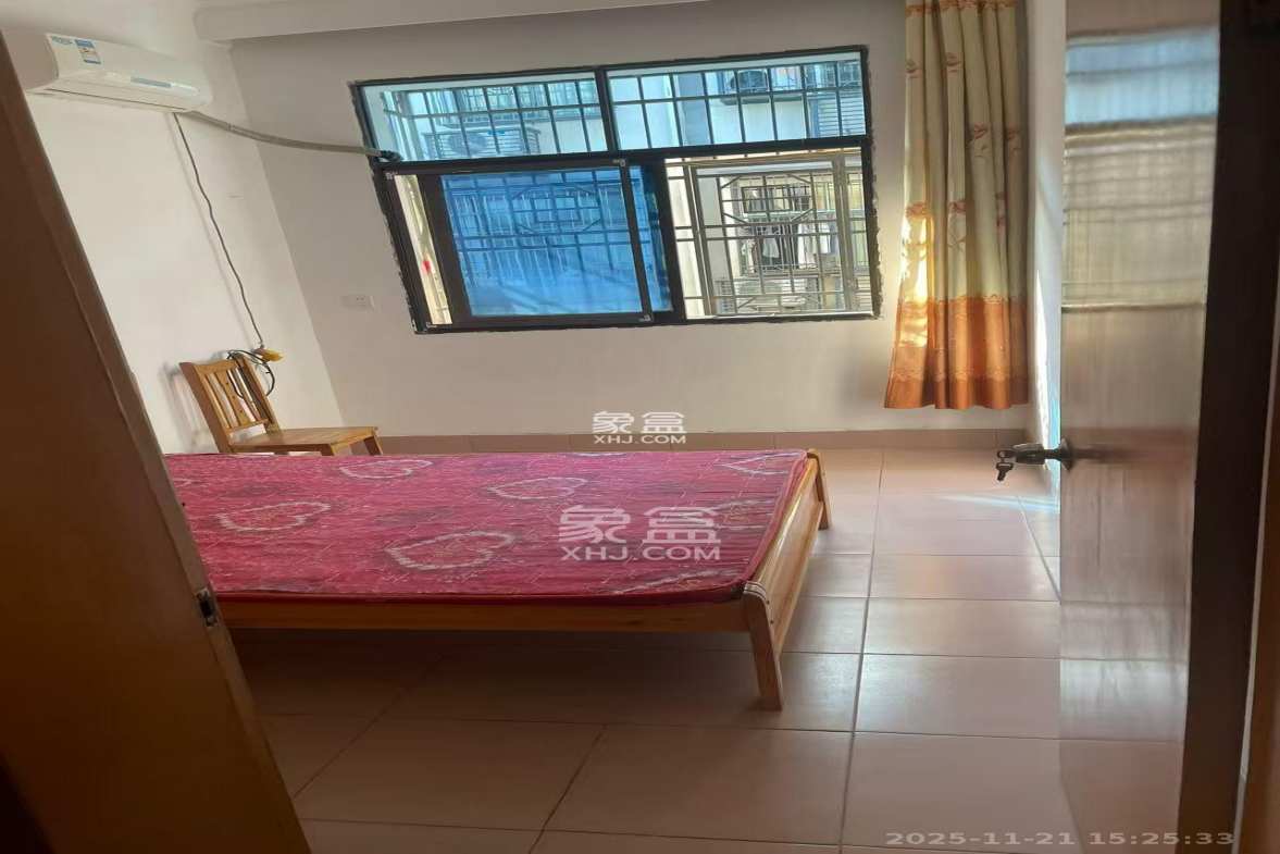 星沙一区 2室2厅1卫 900.0元/月 星沙一区 2室2厅1卫 900.0元/月室内图