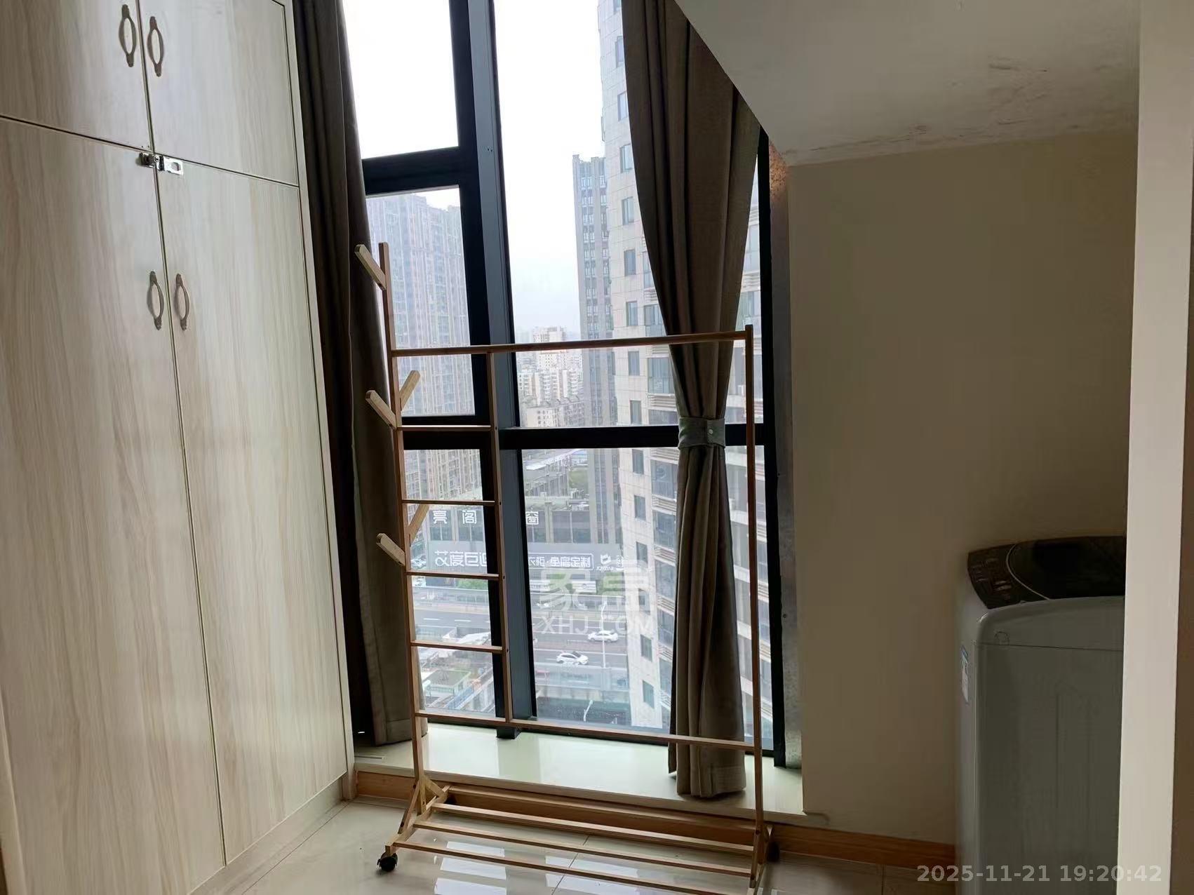 东盈商业广场（华泉城市广场）  1室0厅0卫    1600.0元/月室内图