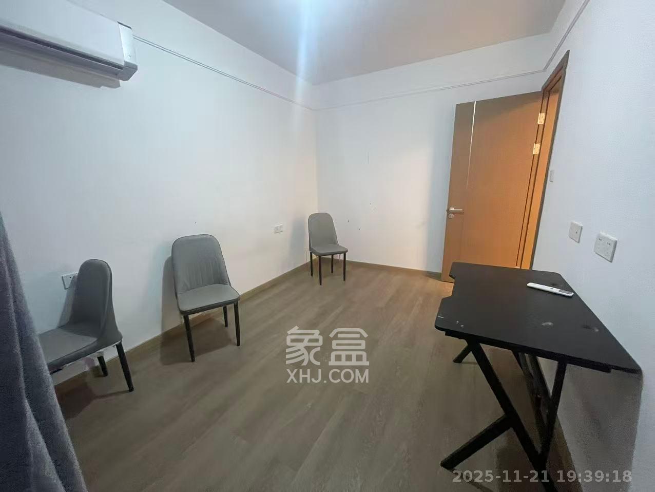 蓝光雍锦府 4室2厅2卫 2800.0元/月 蓝光雍锦府 4室2厅2卫 2800.0元/月室内图