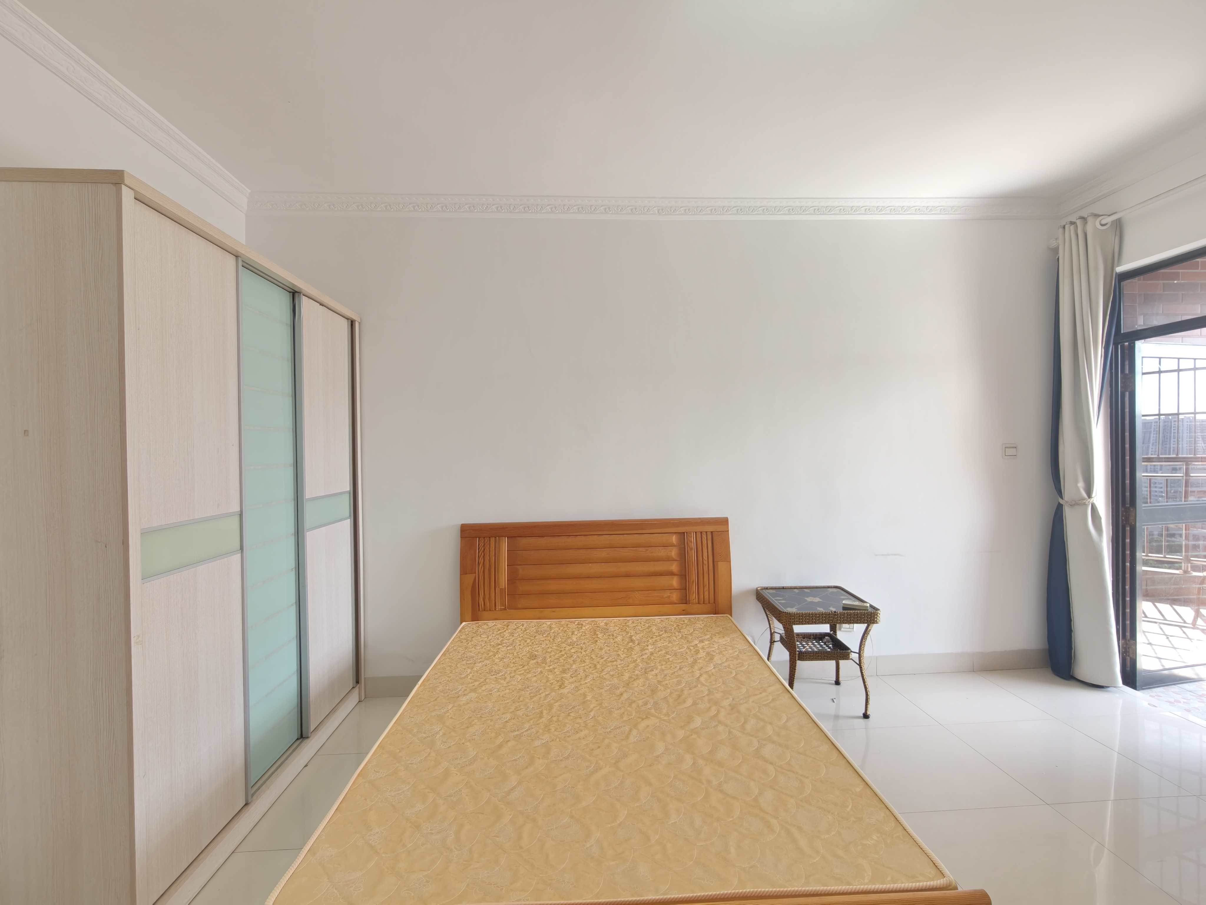 四季华庭龙城 1室0厅1卫 1600.0元/月 四季华庭龙城 1室0厅1卫 1600.0元/月室内图