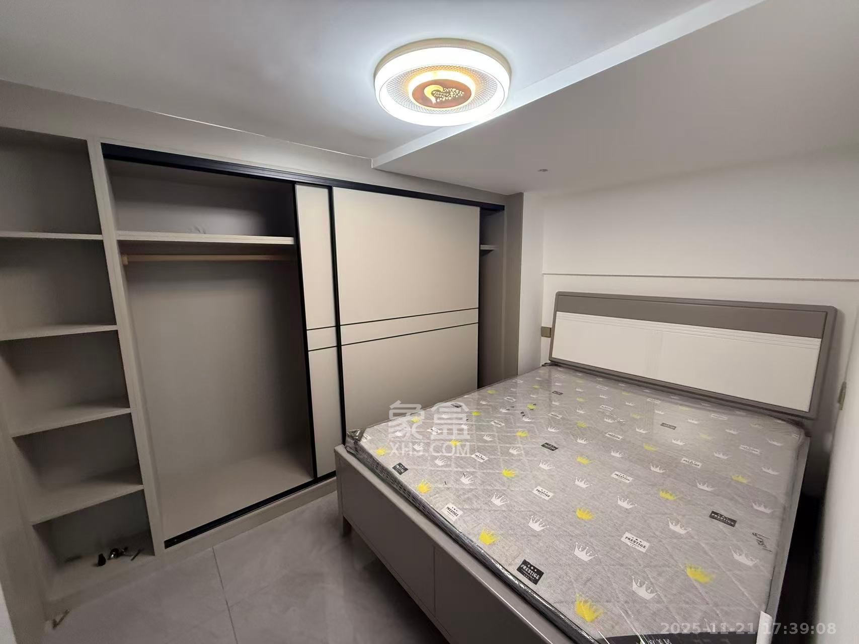 佳兆业云顶都汇 2室1厅1卫 2100.0元/月 佳兆业云顶都汇 2室1厅1卫 2100.0元/月室内图