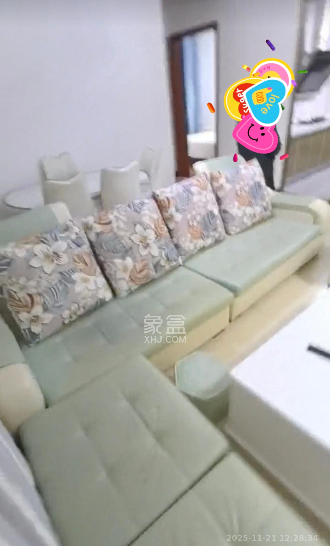 三一街区 3室2厅2卫 2600.0元/月 三一街区 3室2厅2卫 2600.0元/月室内图