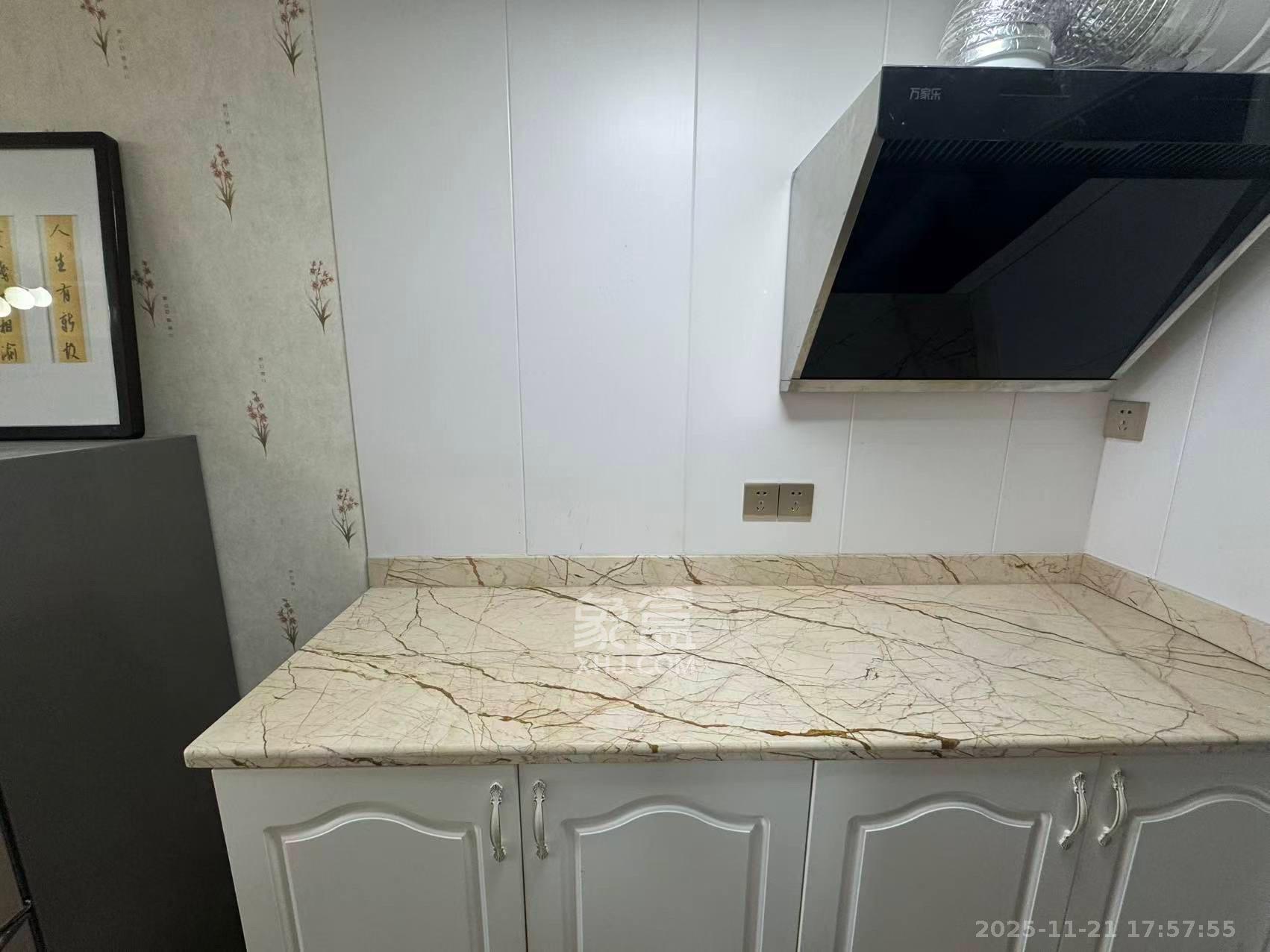 京武浪琴山一、二期 1室1厅1卫 2200.0元/月 京武浪琴山一、二期 1室1厅1卫 2200.0元/月室内图