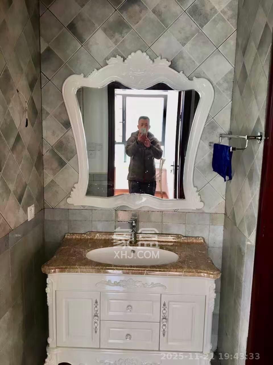 山水新城 2室1厅1卫 1700.0元/月 山水新城 2室1厅1卫 1700.0元/月室内图