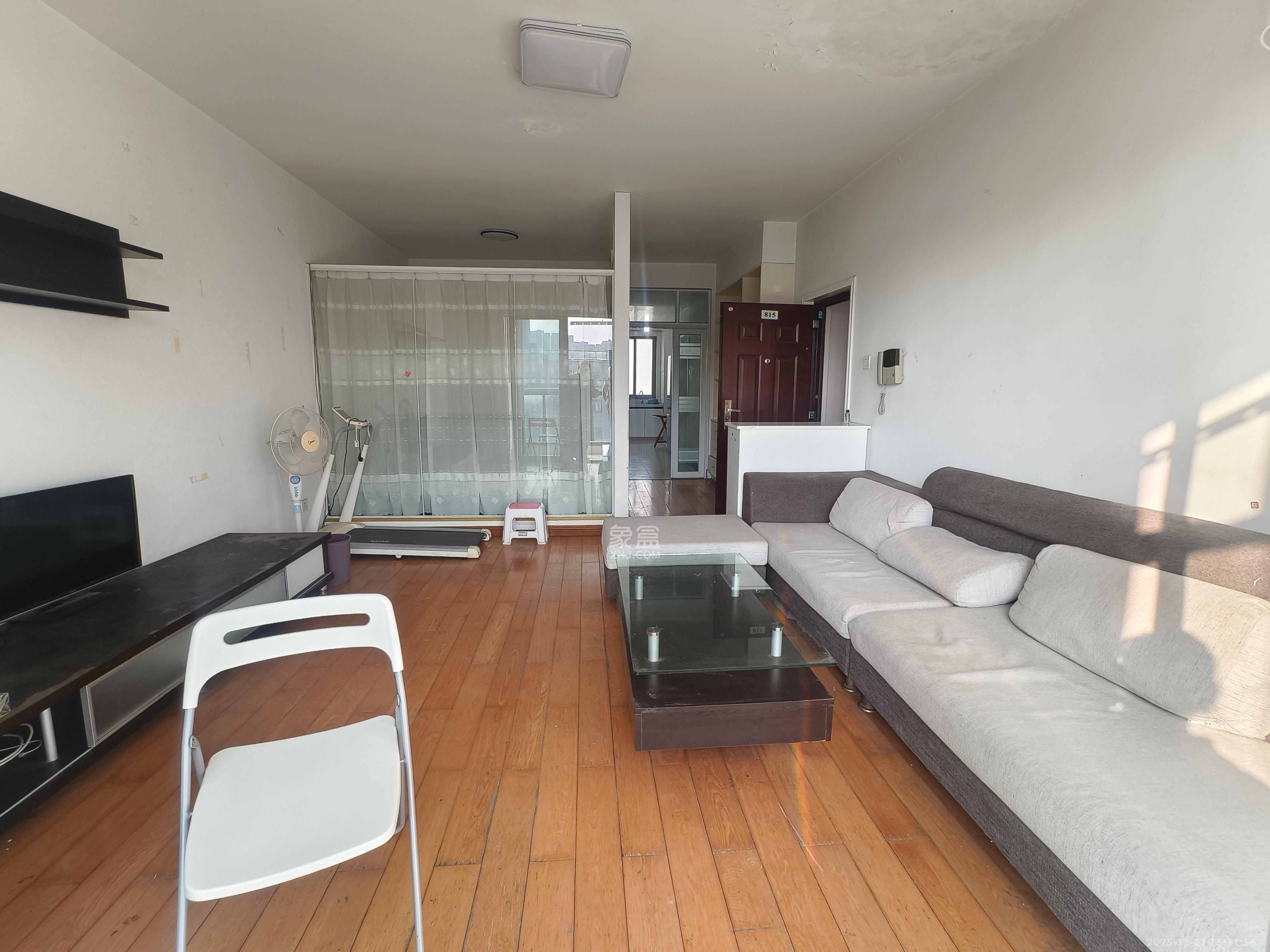 阳光100二期 2室1厅1卫 1700.0元/月 阳光100二期 2室1厅1卫 1700.0元/月室内图