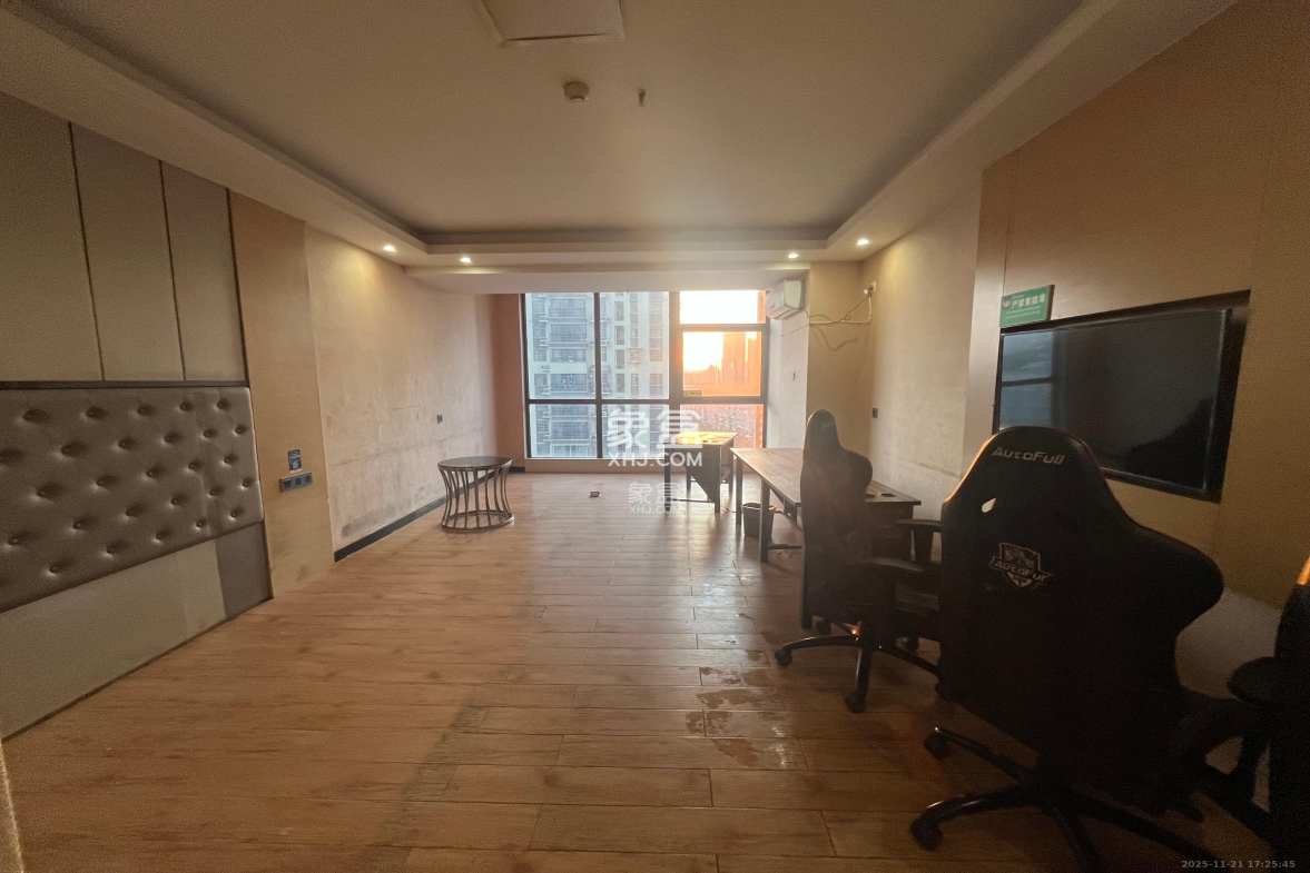 乐尚城 1室1厅1卫 1300.0元/月 乐尚城 1室1厅1卫 1300.0元/月室内图