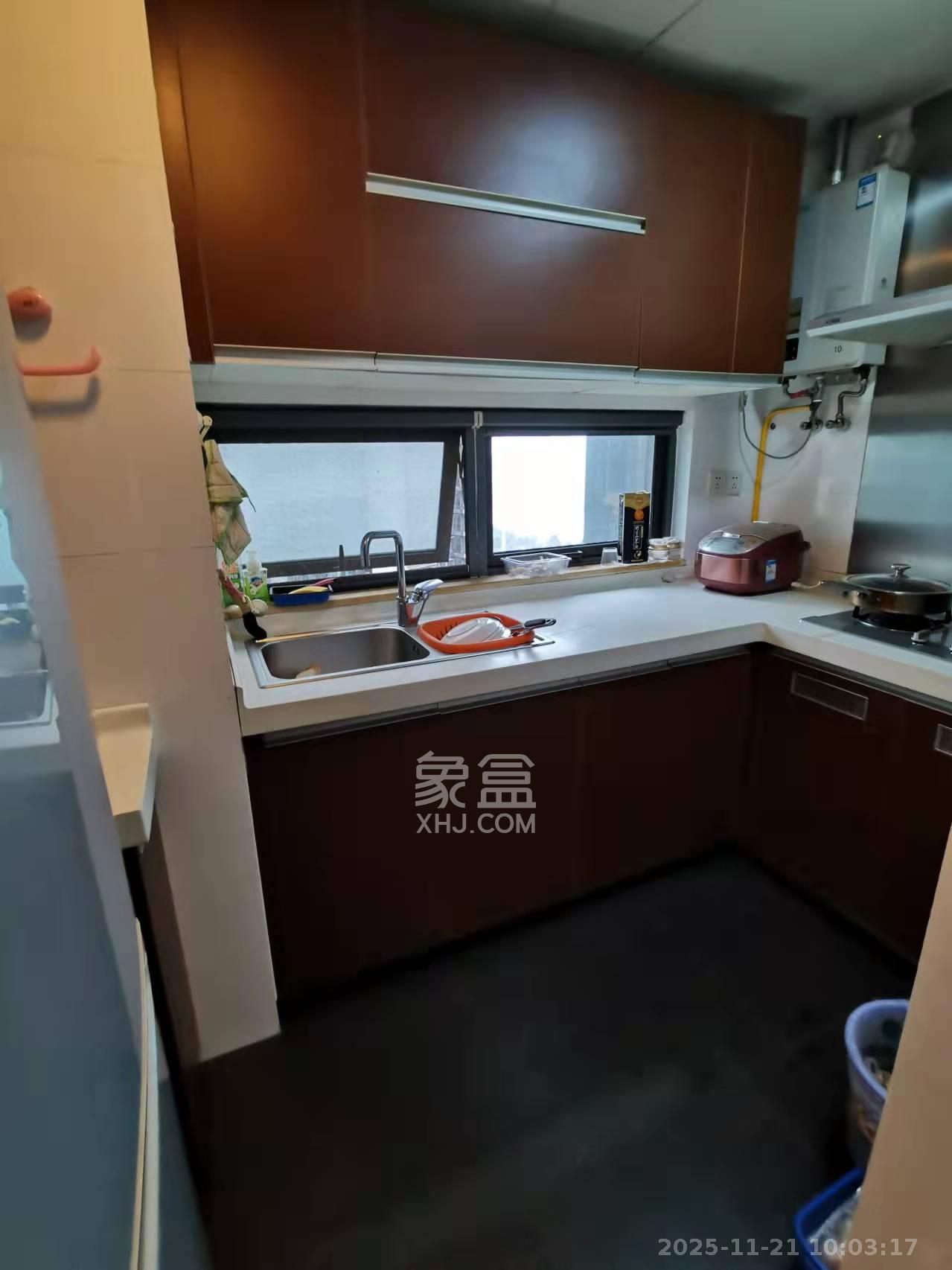 万科金域蓝湾 3室2厅1卫 2600.0元/月 万科金域蓝湾 3室2厅1卫 2600.0元/月室内图