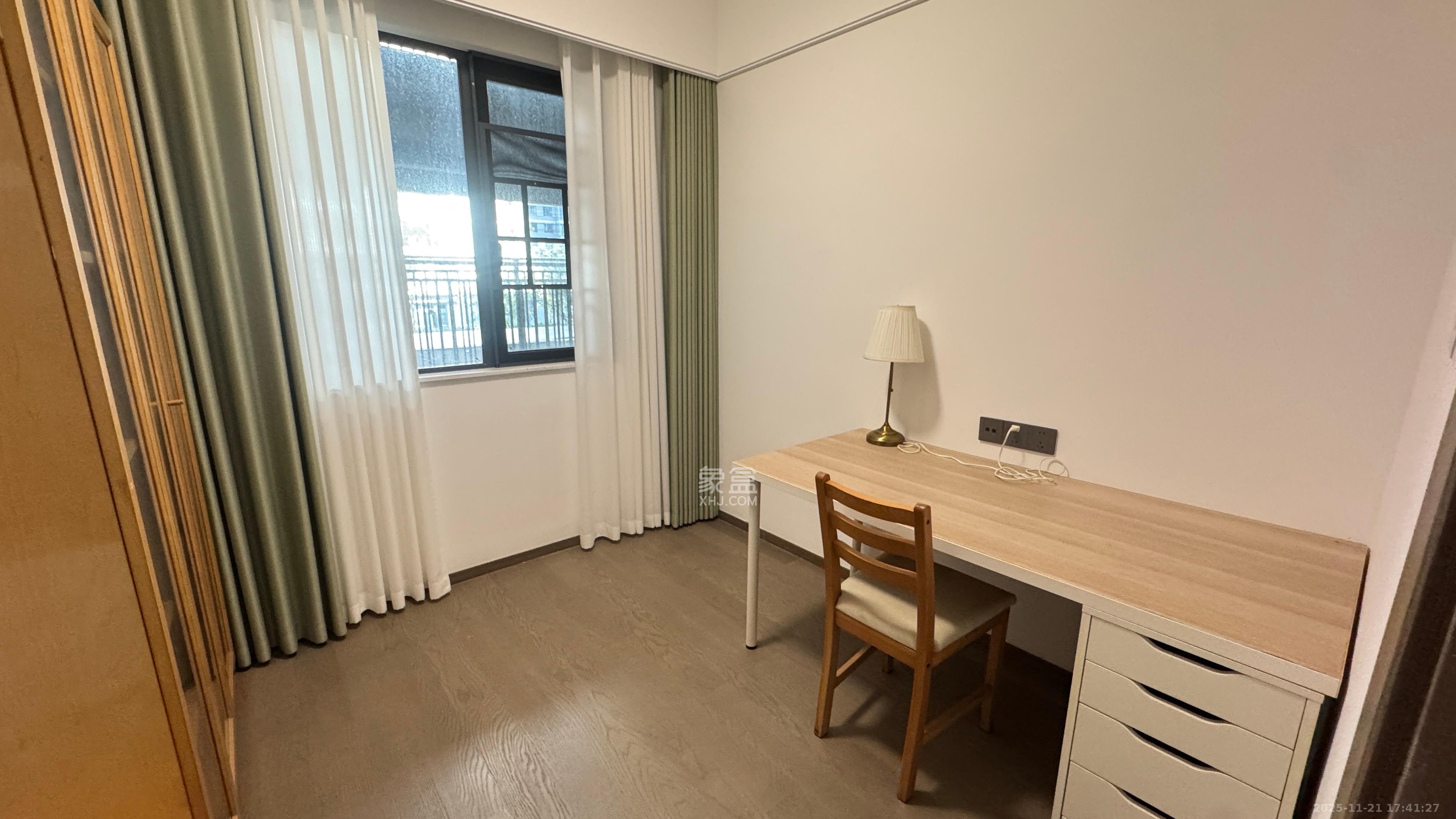 百世云境 3室2厅2卫 2400.0元/月 百世云境 3室2厅2卫 2400.0元/月室内图