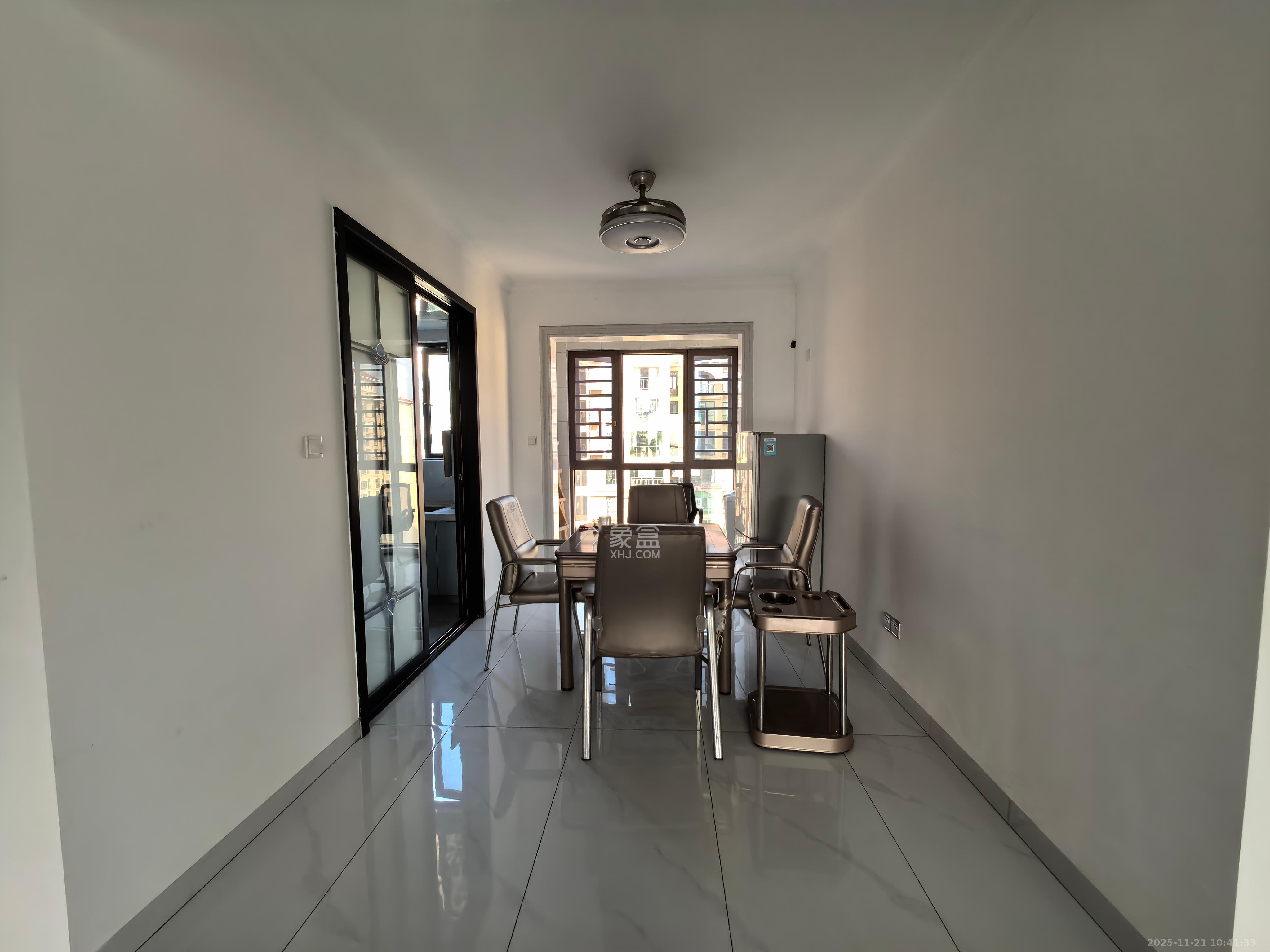 富基世纪公园 1室2厅1卫 2000.0元/月 富基世纪公园 1室2厅1卫 2000.0元/月室内图