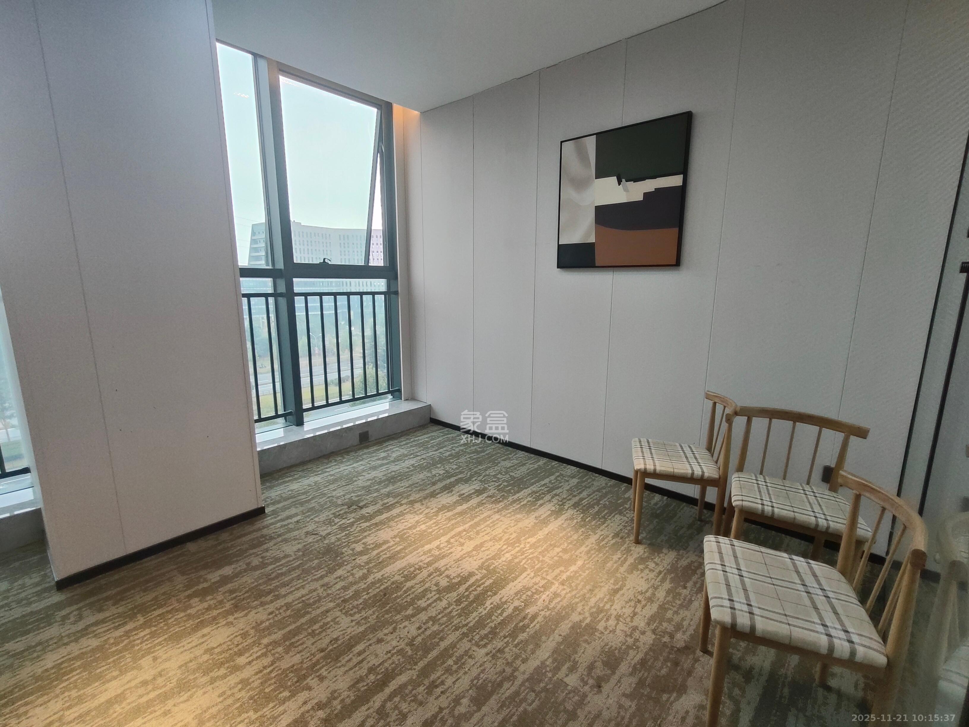 铭诚绿谷智慧产业园   296.0㎡      11840.0元/月室内图