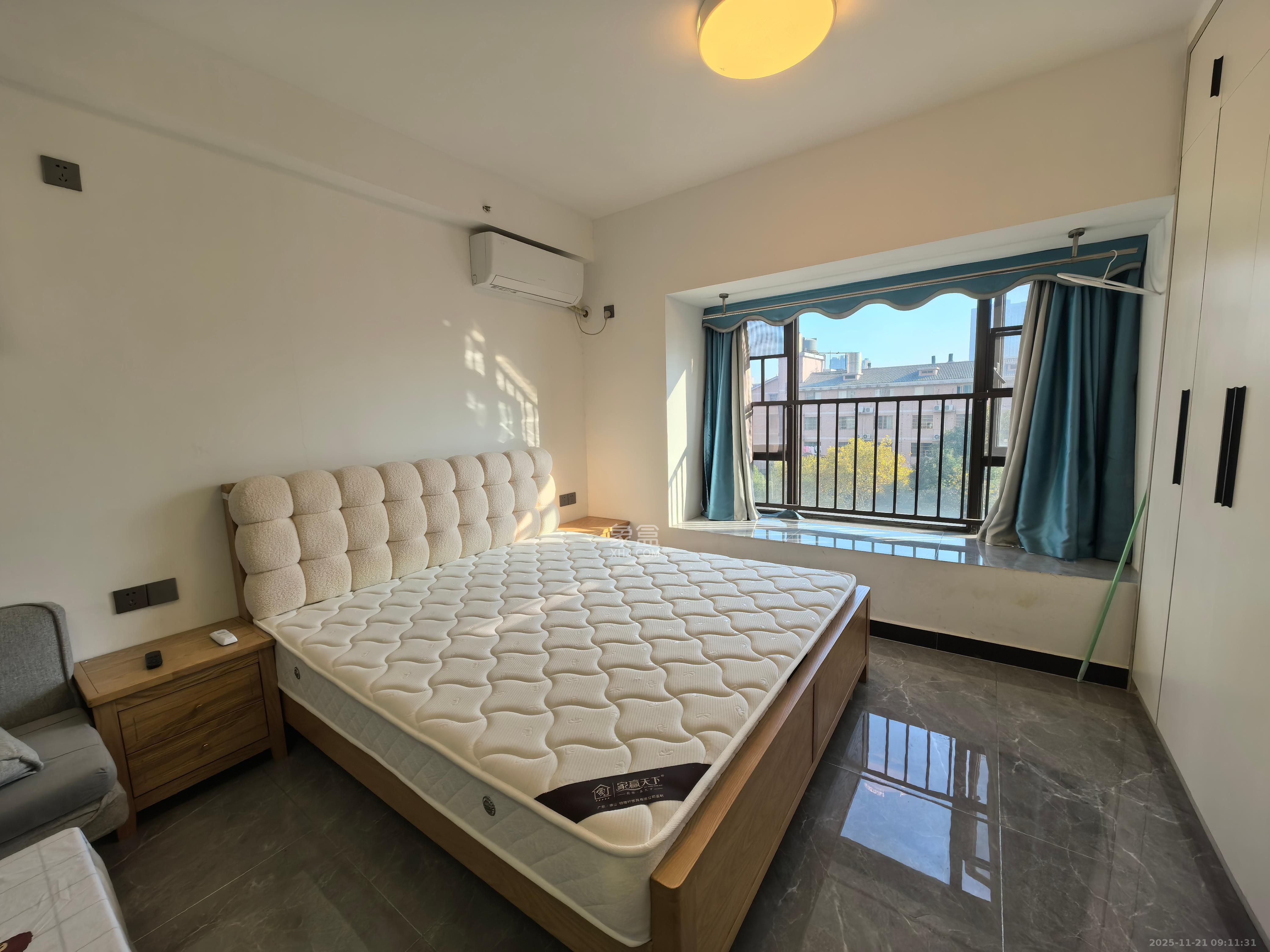 奥园城市天骄一期  1室1厅1卫    1600.0元/月