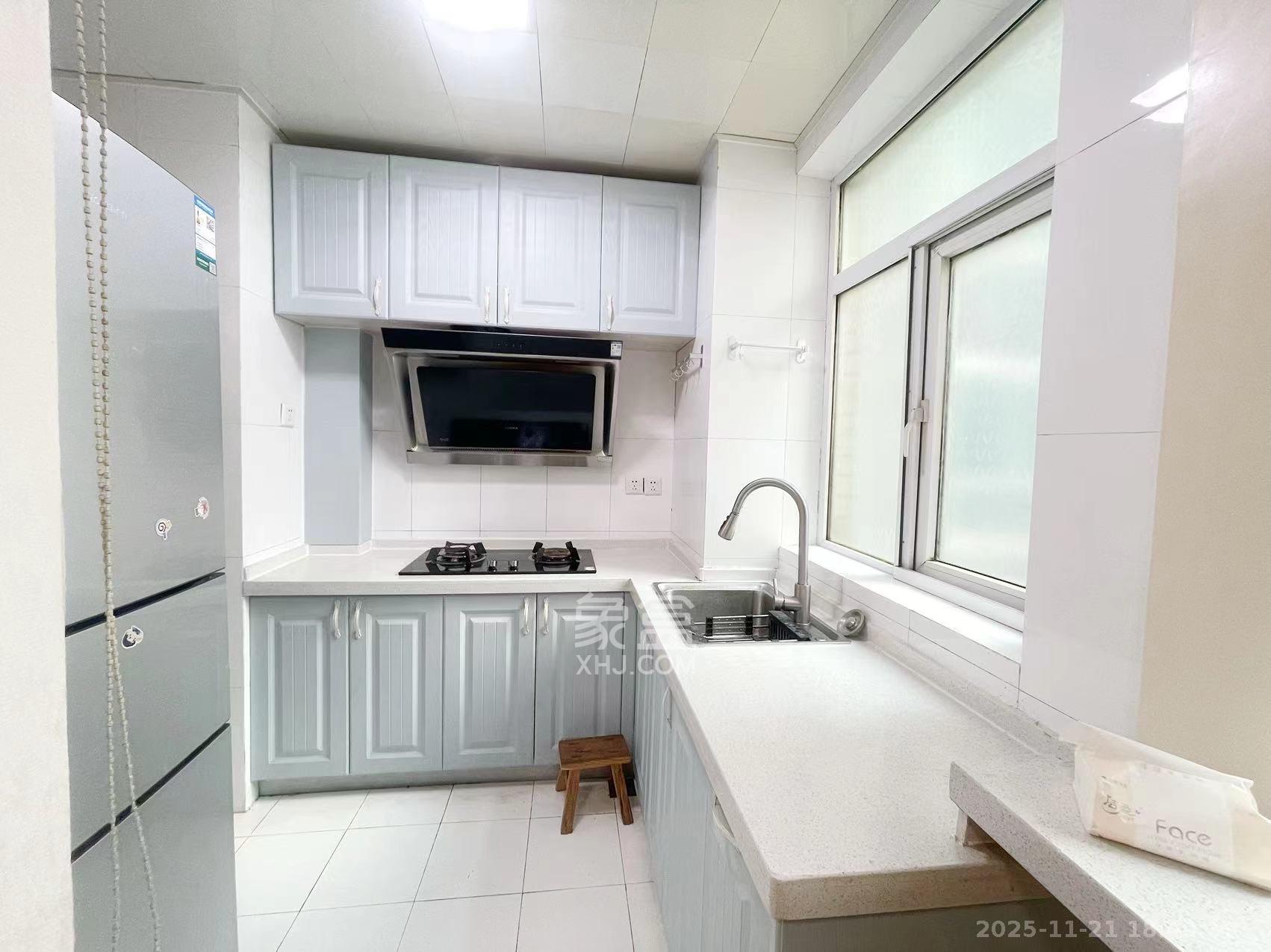 格林星城  1室1厅1卫    2200.0元/月室内图