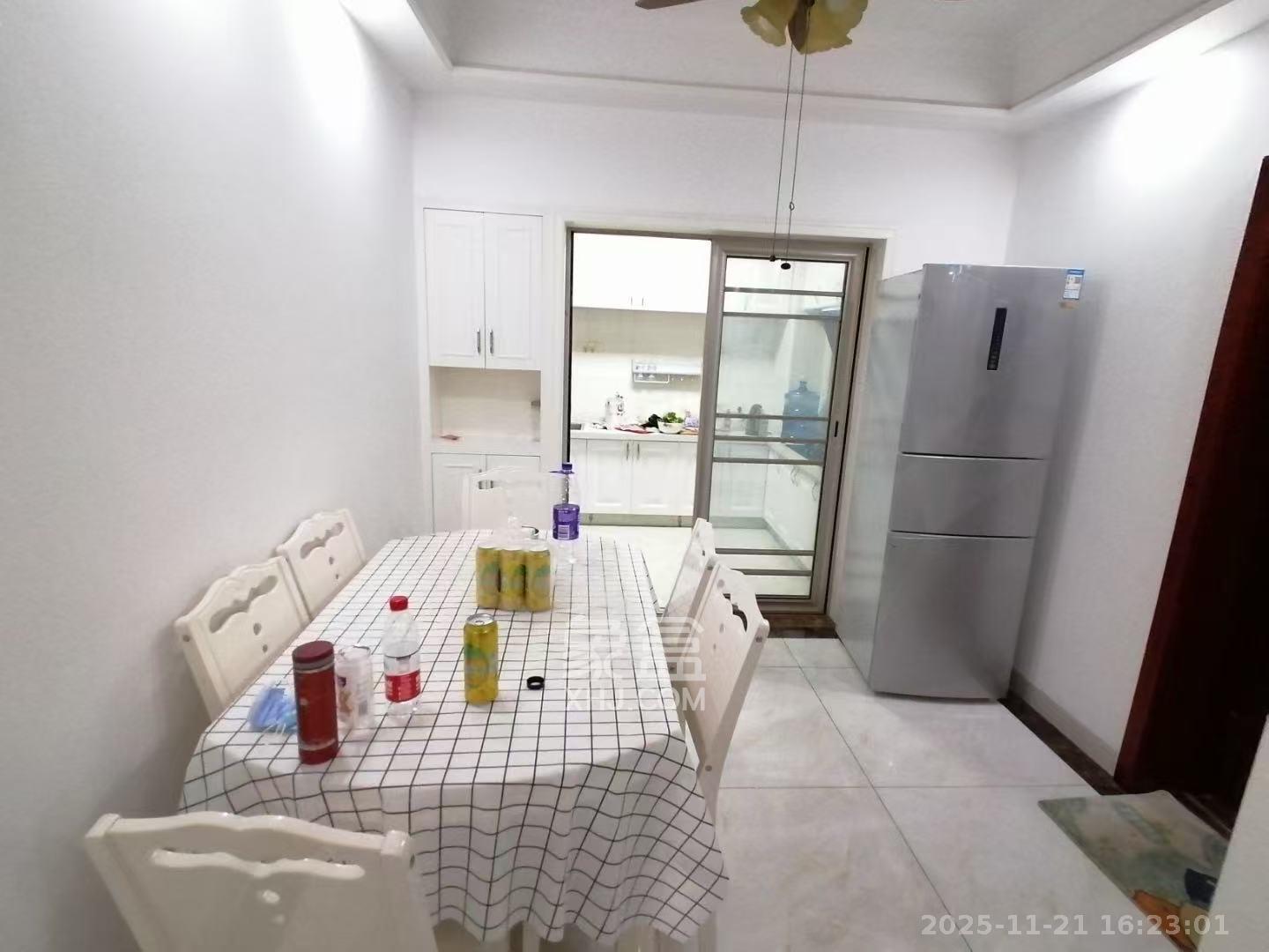 海林馨香雅苑  3室2厅2卫    2500.0元/月室内图