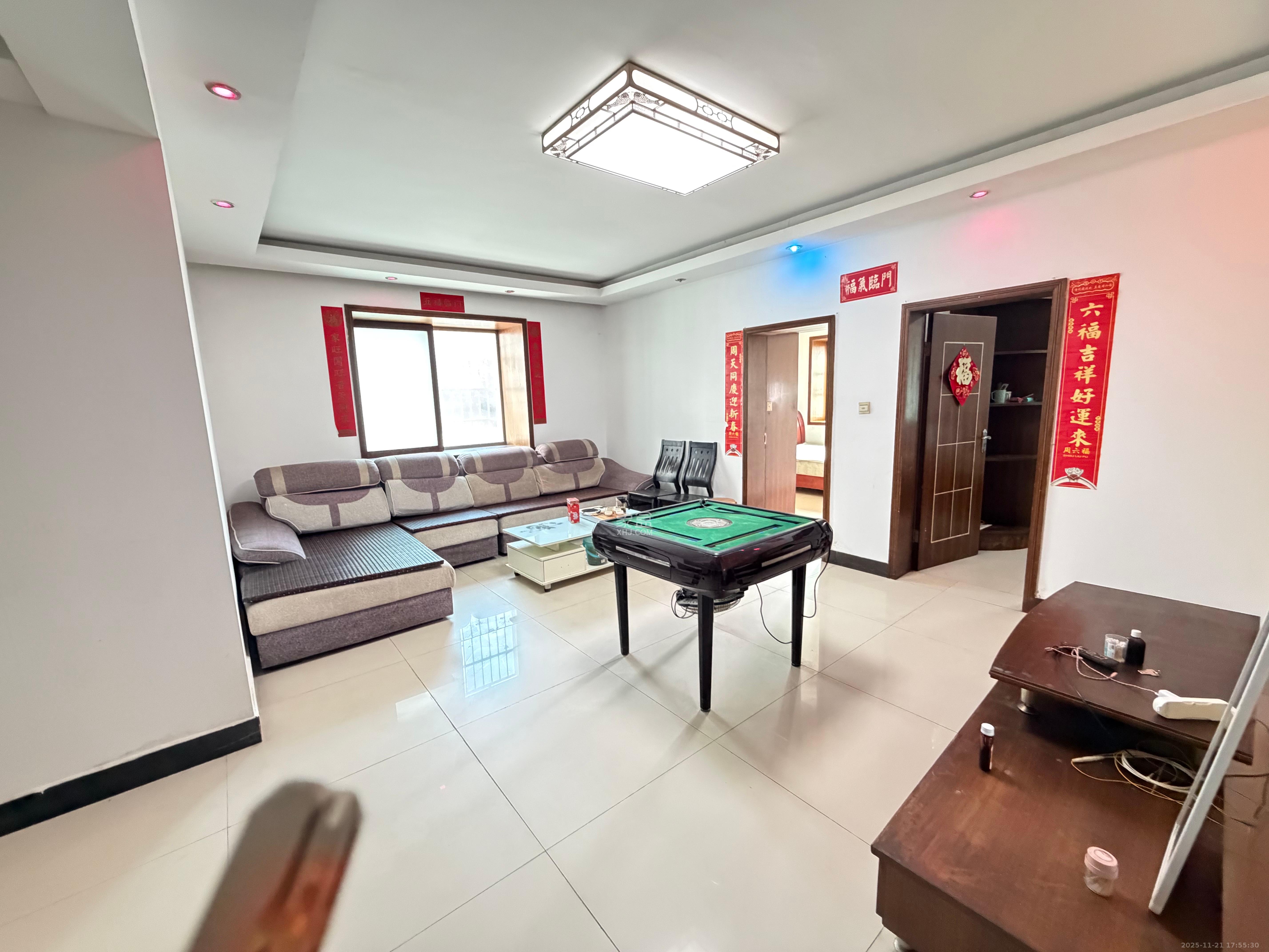 中南汽车世界 3室2厅1卫 1500.0元/月 中南汽车世界 3室2厅1卫 1500.0元/月室内图