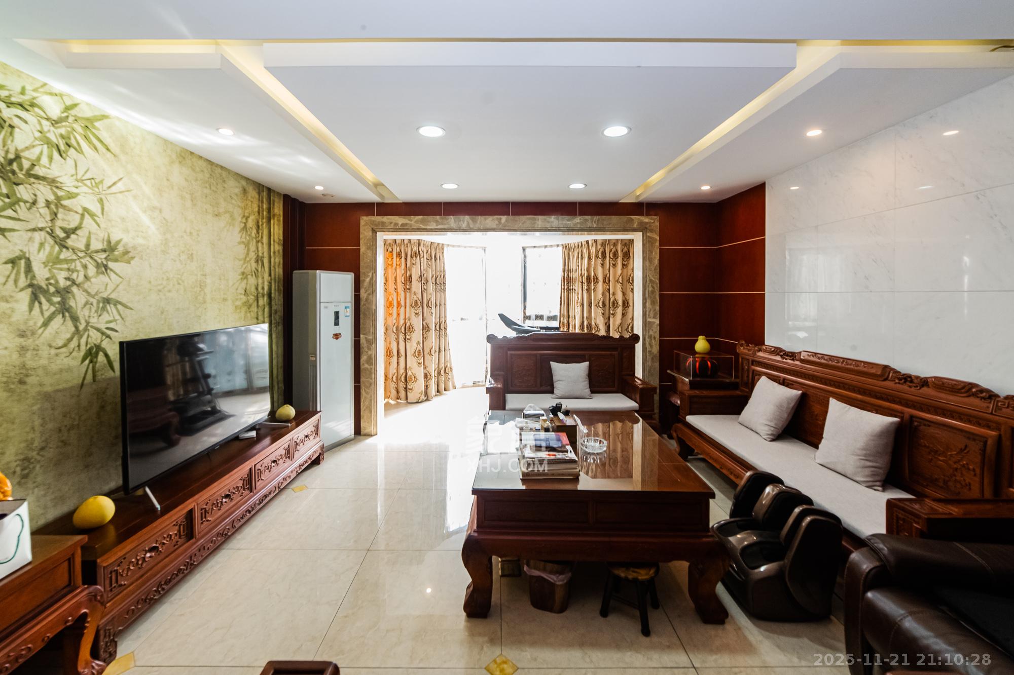 湘江世纪城临江苑  4室2厅2卫    159.0万