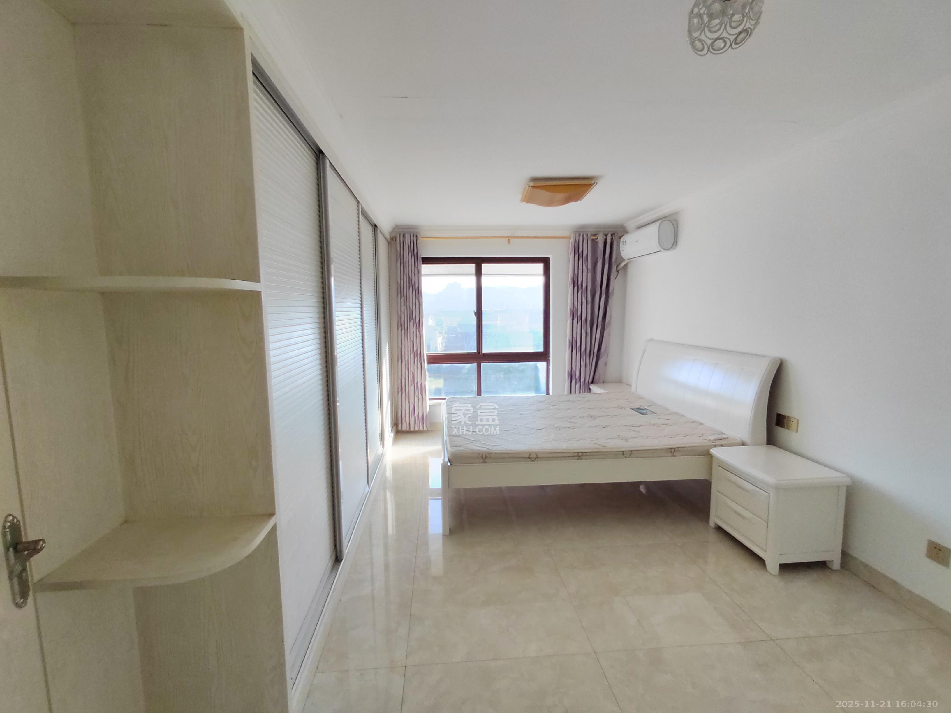 汀湘十里 3室2厅1卫 2100.0元/月 汀湘十里 3室2厅1卫 2100.0元/月室内图