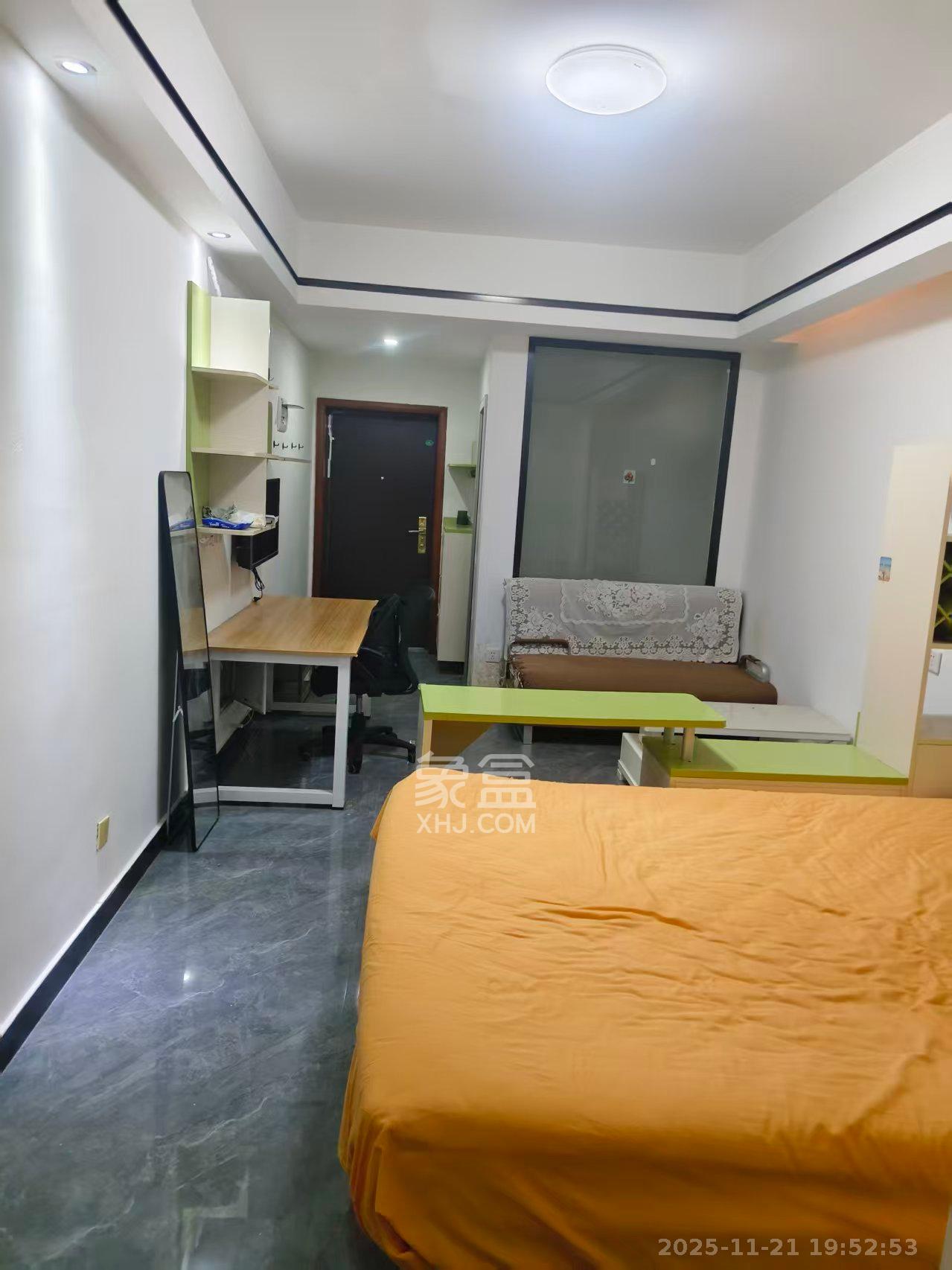 长盛上东区 1室1厅1卫 1700.0元/月 长盛上东区 1室1厅1卫 1700.0元/月室内图