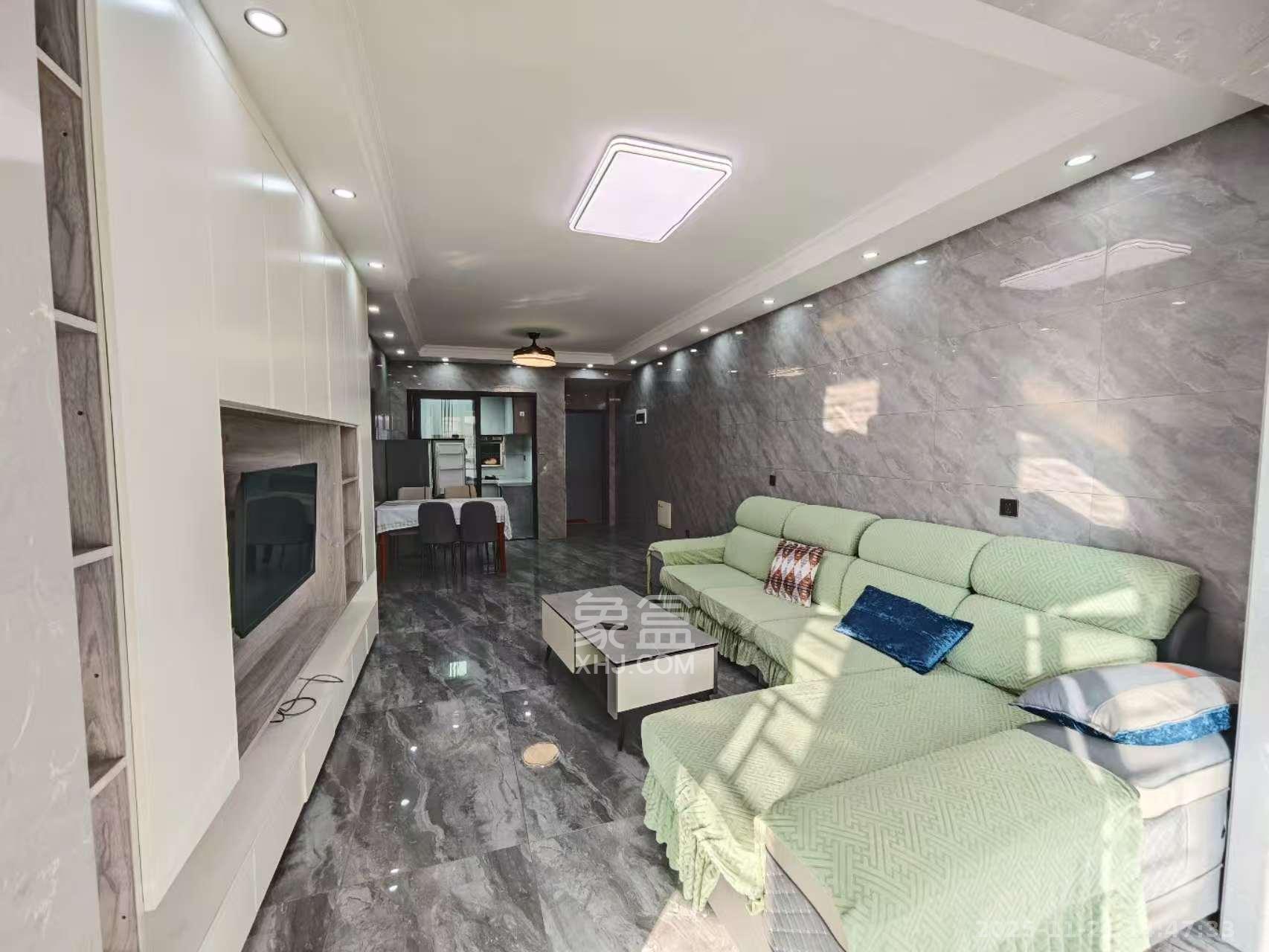 和润园三期 2室2厅1卫 2400.0元/月 和润园三期 2室2厅1卫 2400.0元/月室内图