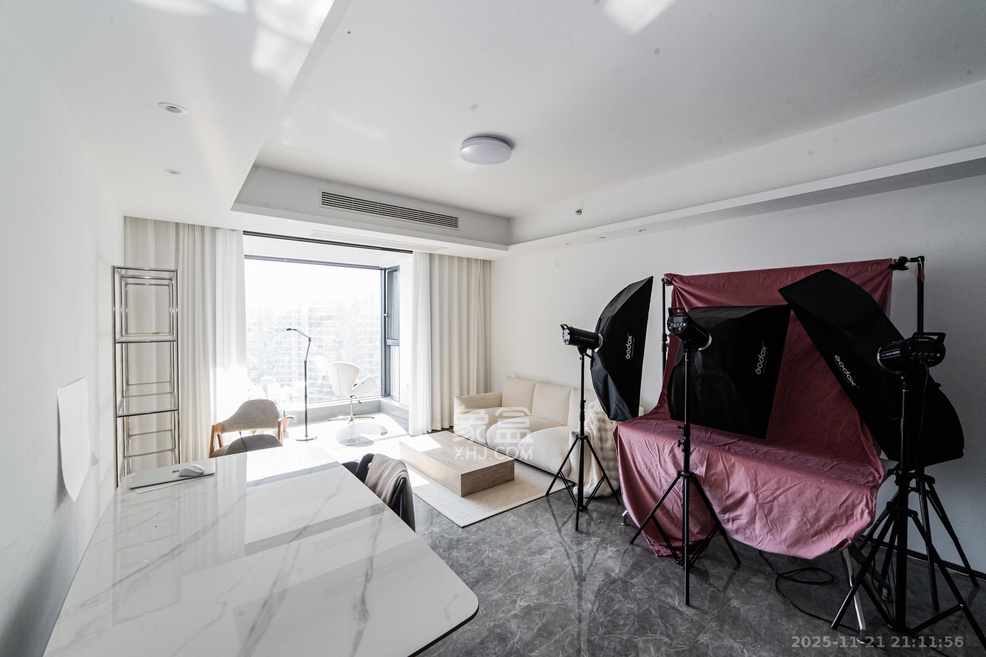 北辰瀚江府 3室2厅2卫 245.0万 北辰瀚江府 3室2厅2卫 245.0万客厅