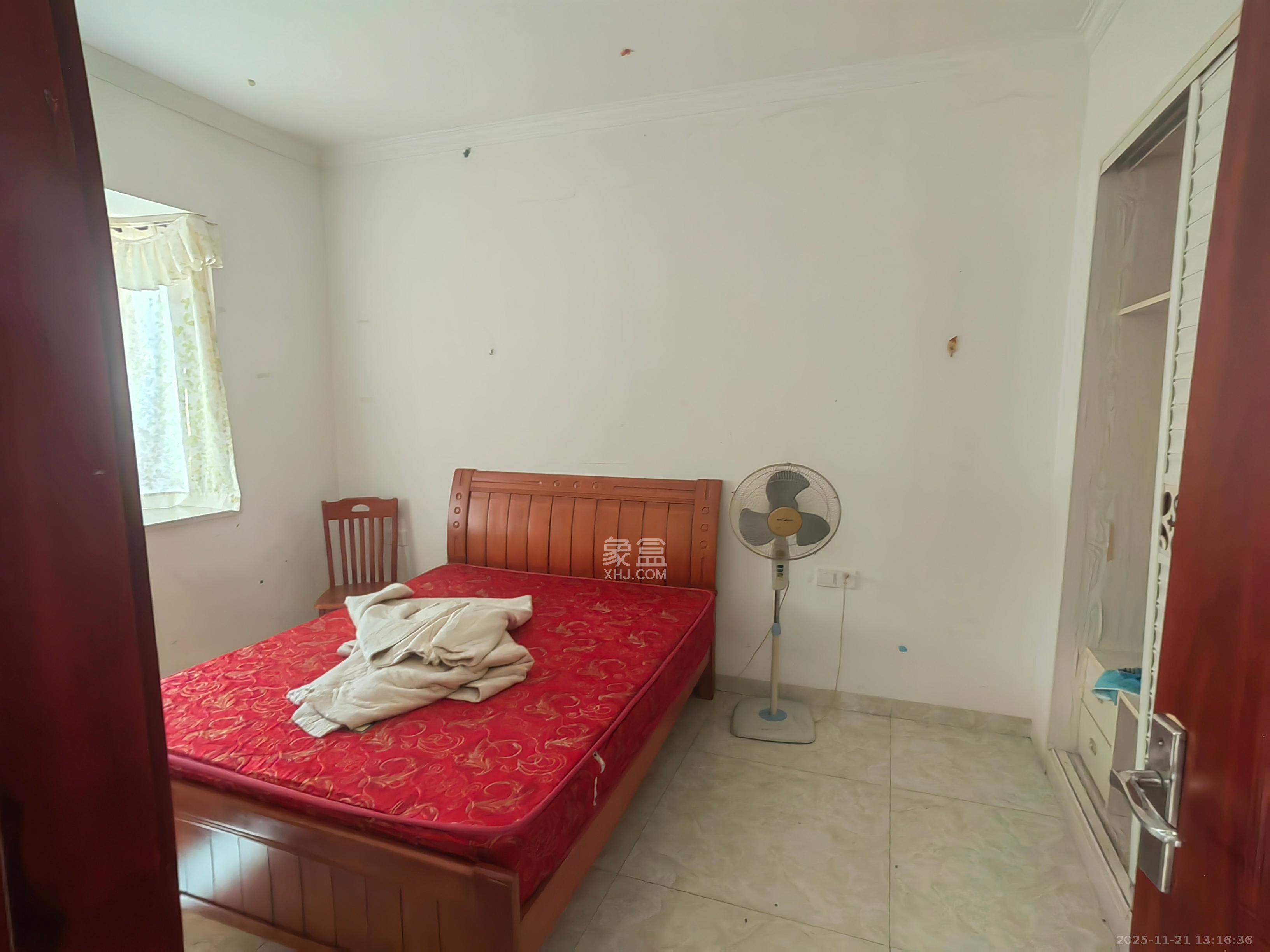 高桥社区高福星小区 2室2厅1卫 1900.0元/月 高桥社区高福星小区 2室2厅1卫 1900.0元/月室内图