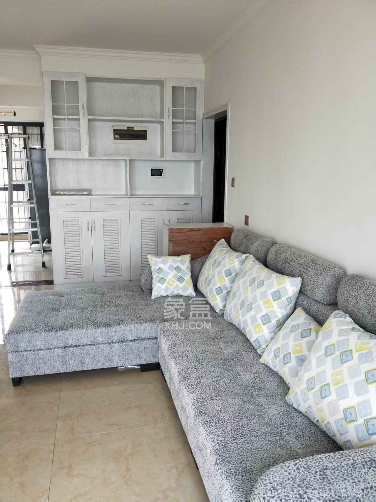 武广新都城（新都华府一期）  3室2厅1卫    2000.0元/月