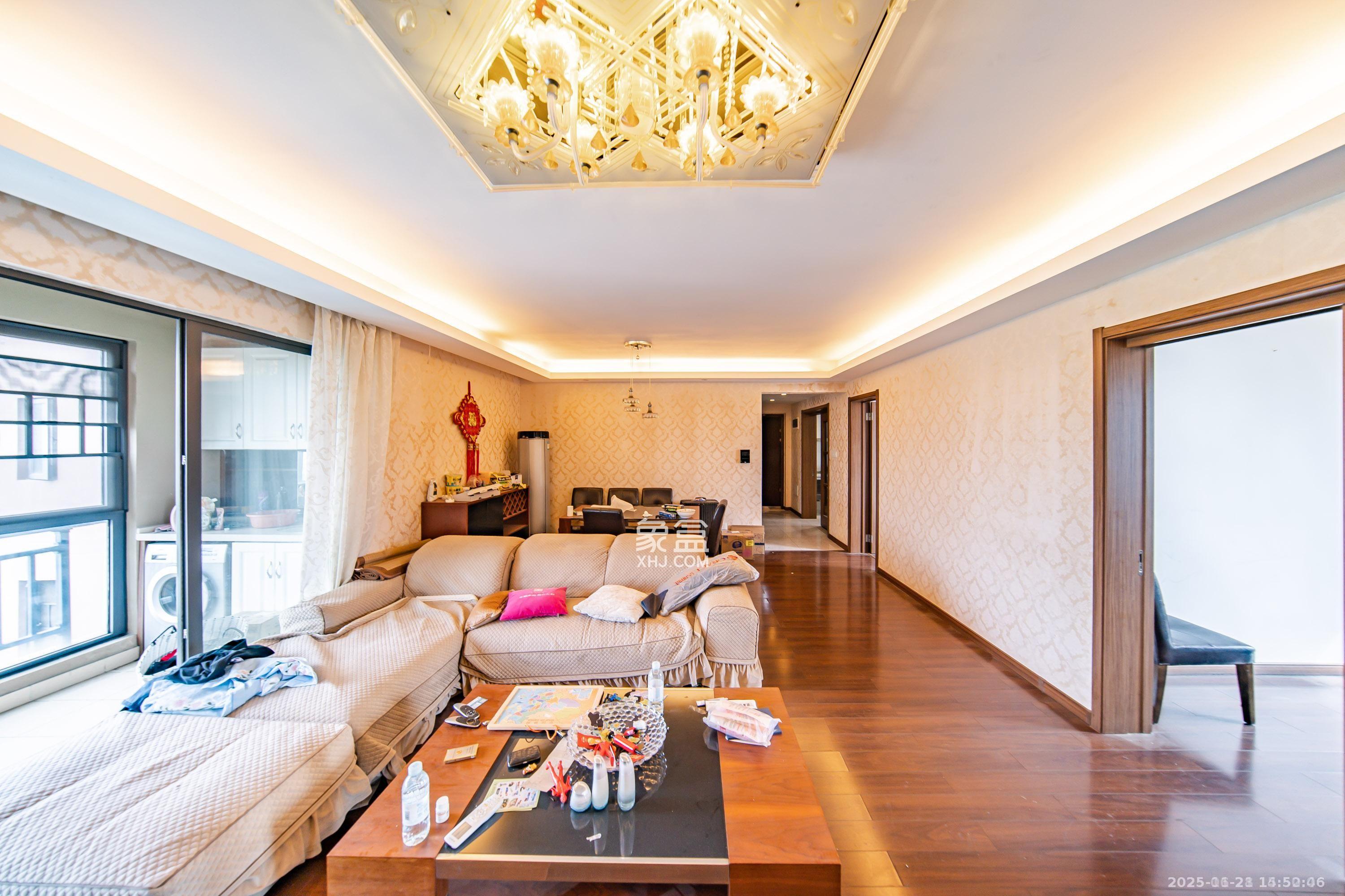 万科白鹭郡 4室2厅2卫 3200.0元/月 万科白鹭郡 4室2厅2卫 3200.0元/月室内图