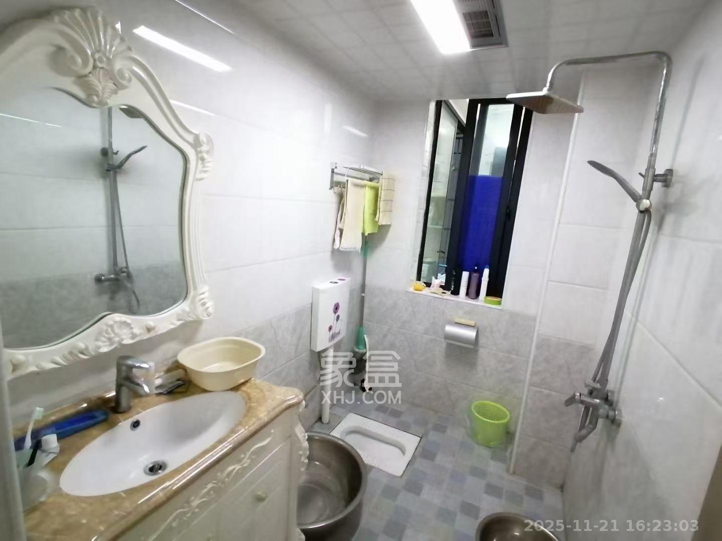 海林馨香雅苑 3室2厅2卫 2500.0元/月 海林馨香雅苑 3室2厅2卫 2500.0元/月室内图