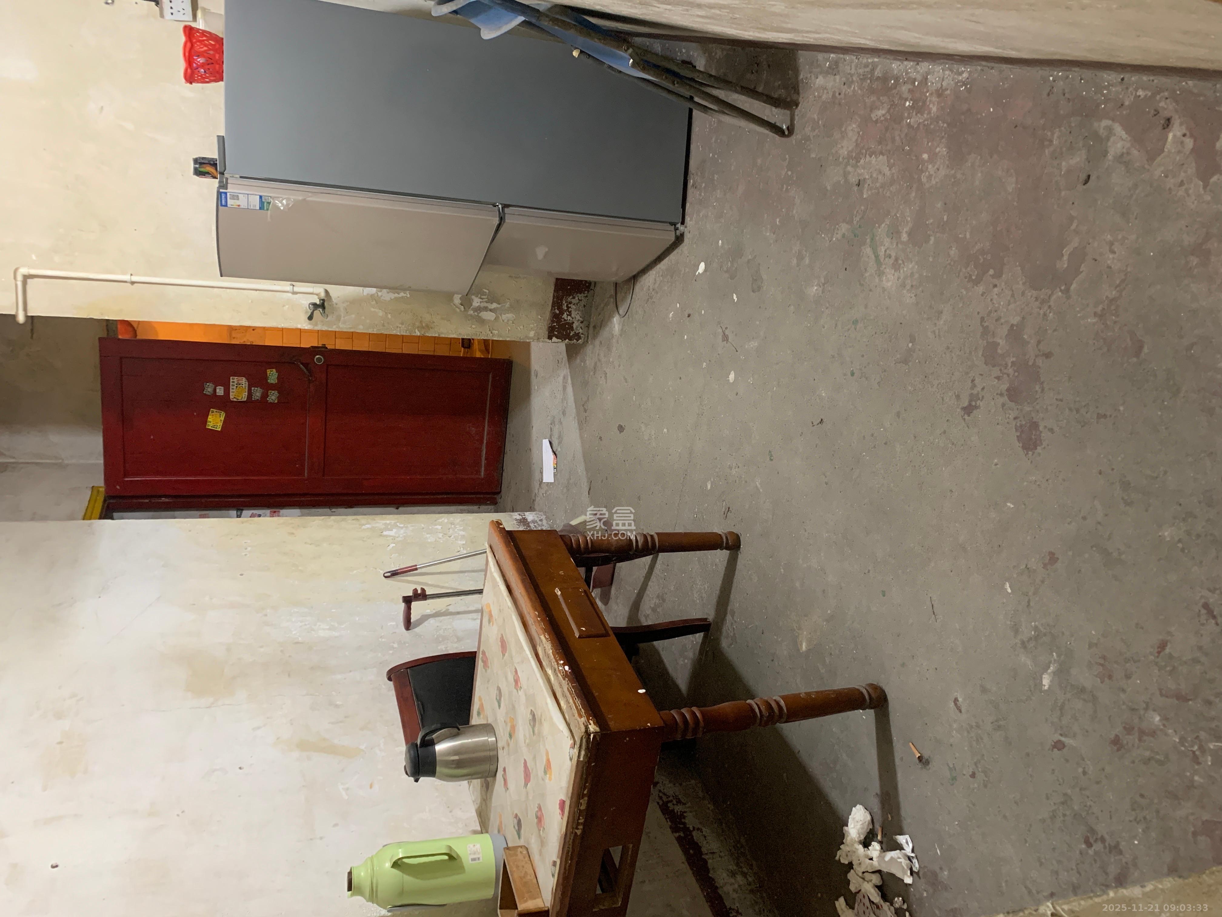 红花坡社区 2室1厅1卫 900.0元/月 红花坡社区 2室1厅1卫 900.0元/月室内图