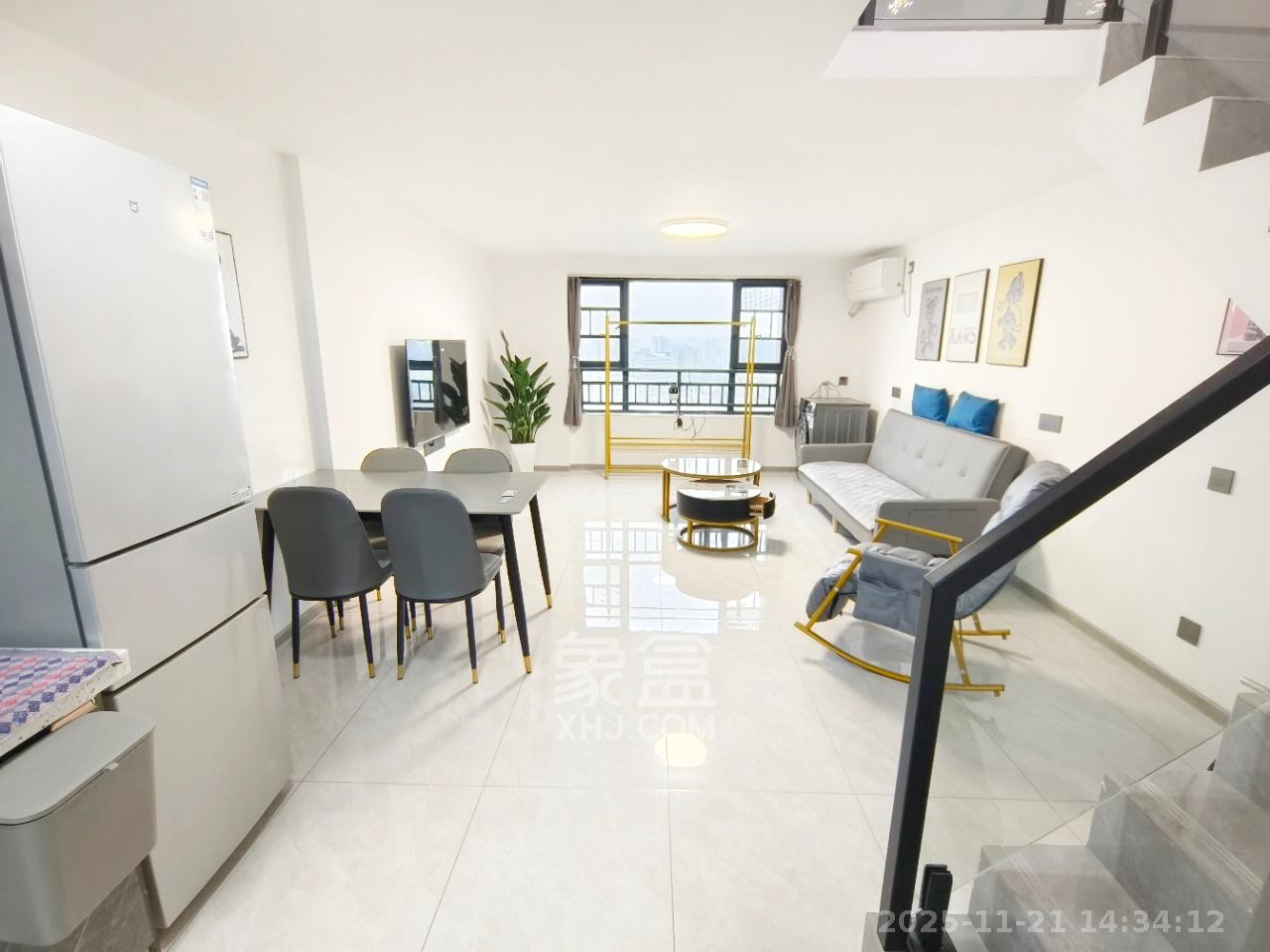 振业城三期  2室2厅1卫    2300.0元/月室内图