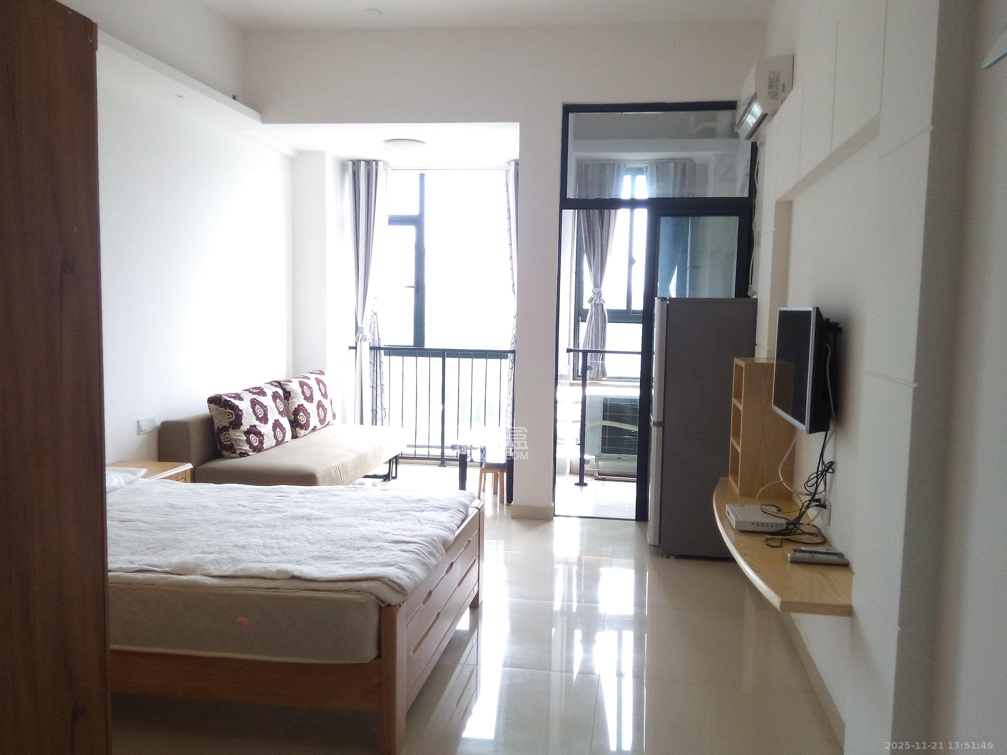 长房时代城 1室1厅1卫 1400.0元/月 长房时代城 1室1厅1卫 1400.0元/月室内图