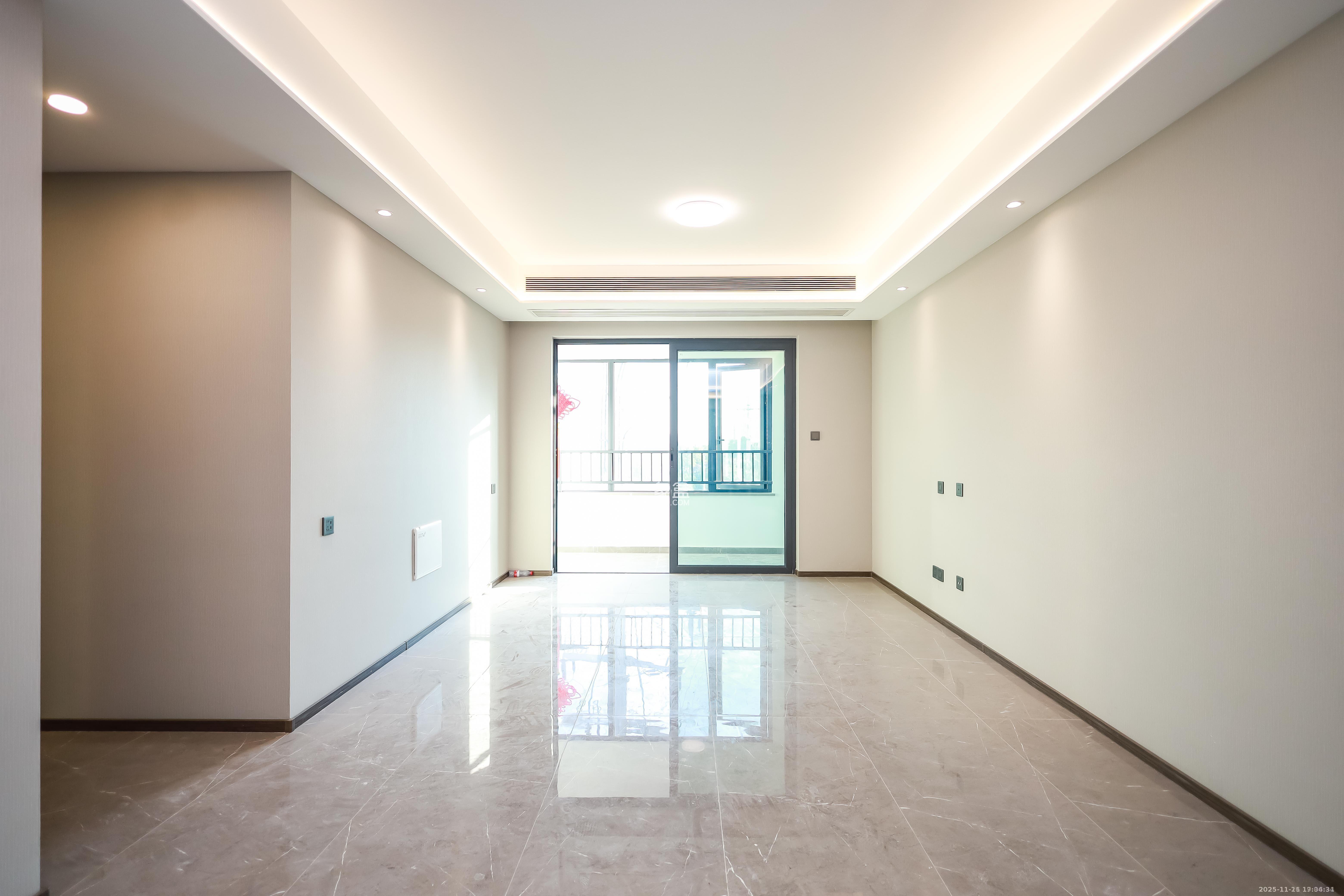 龙湖舜山府 3室2厅2卫 2900.0元/月 龙湖舜山府 3室2厅2卫 2900.0元/月室内图