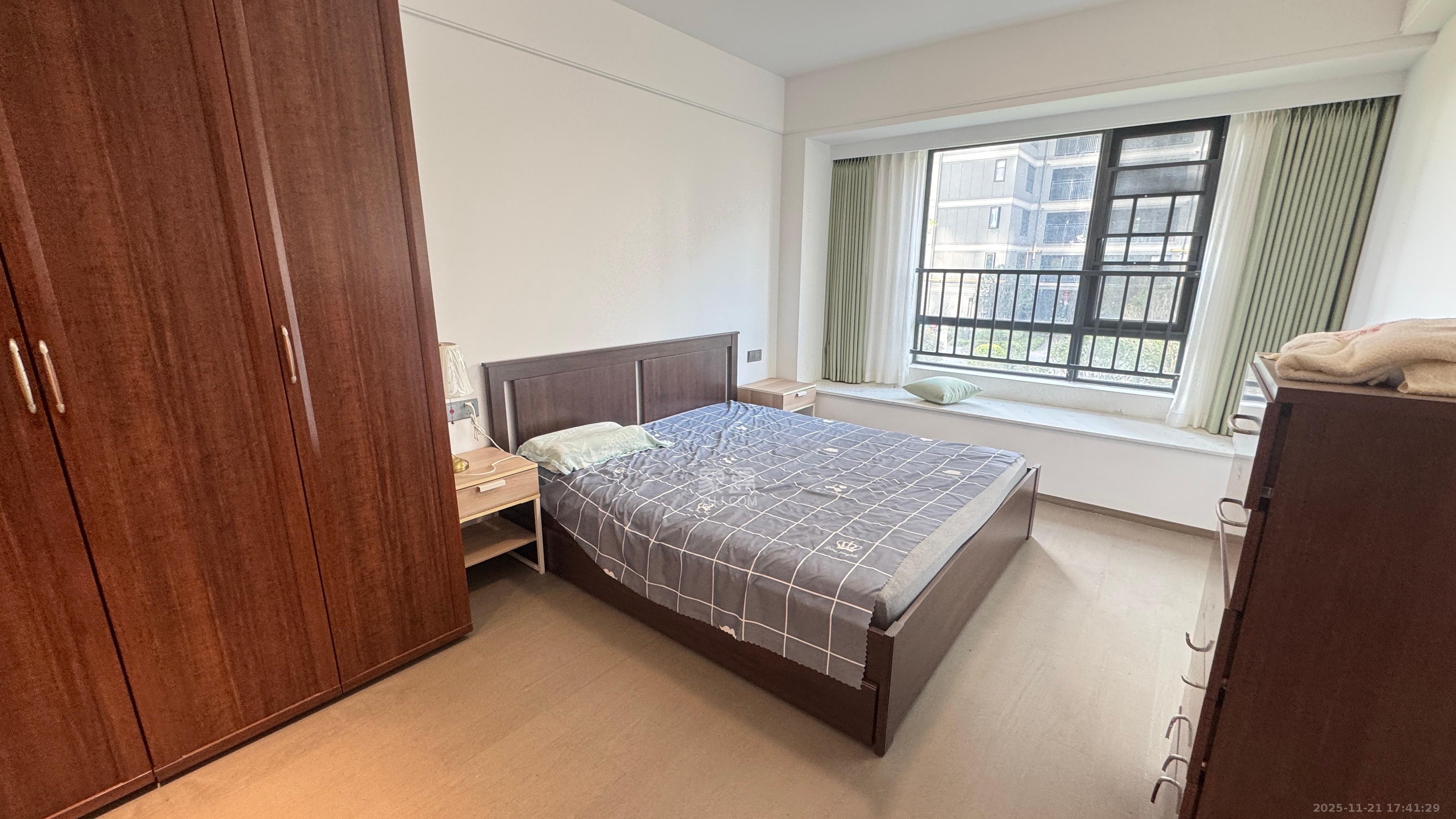 百世云境 3室2厅2卫 2400.0元/月 百世云境 3室2厅2卫 2400.0元/月室内图