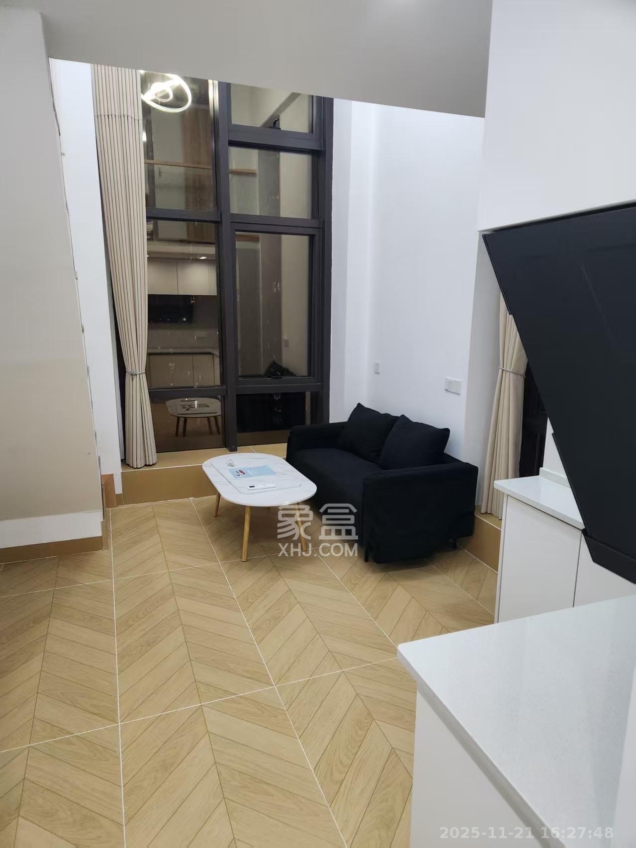 珠江花城好世界  1室1厅1卫    2000.0元/月室内图