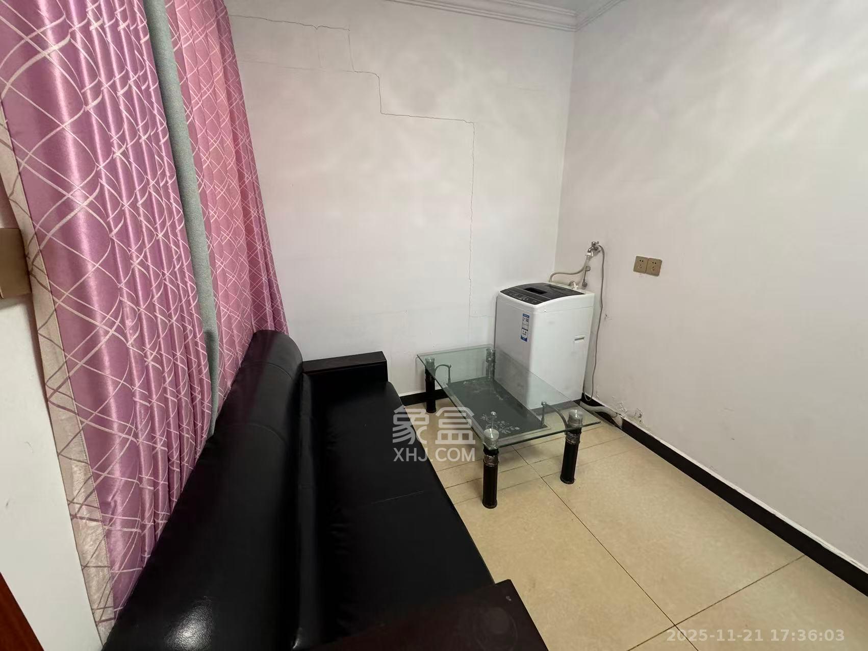 朝正美苑 1室1厅1卫 1200.0元/月 朝正美苑 1室1厅1卫 1200.0元/月室内图