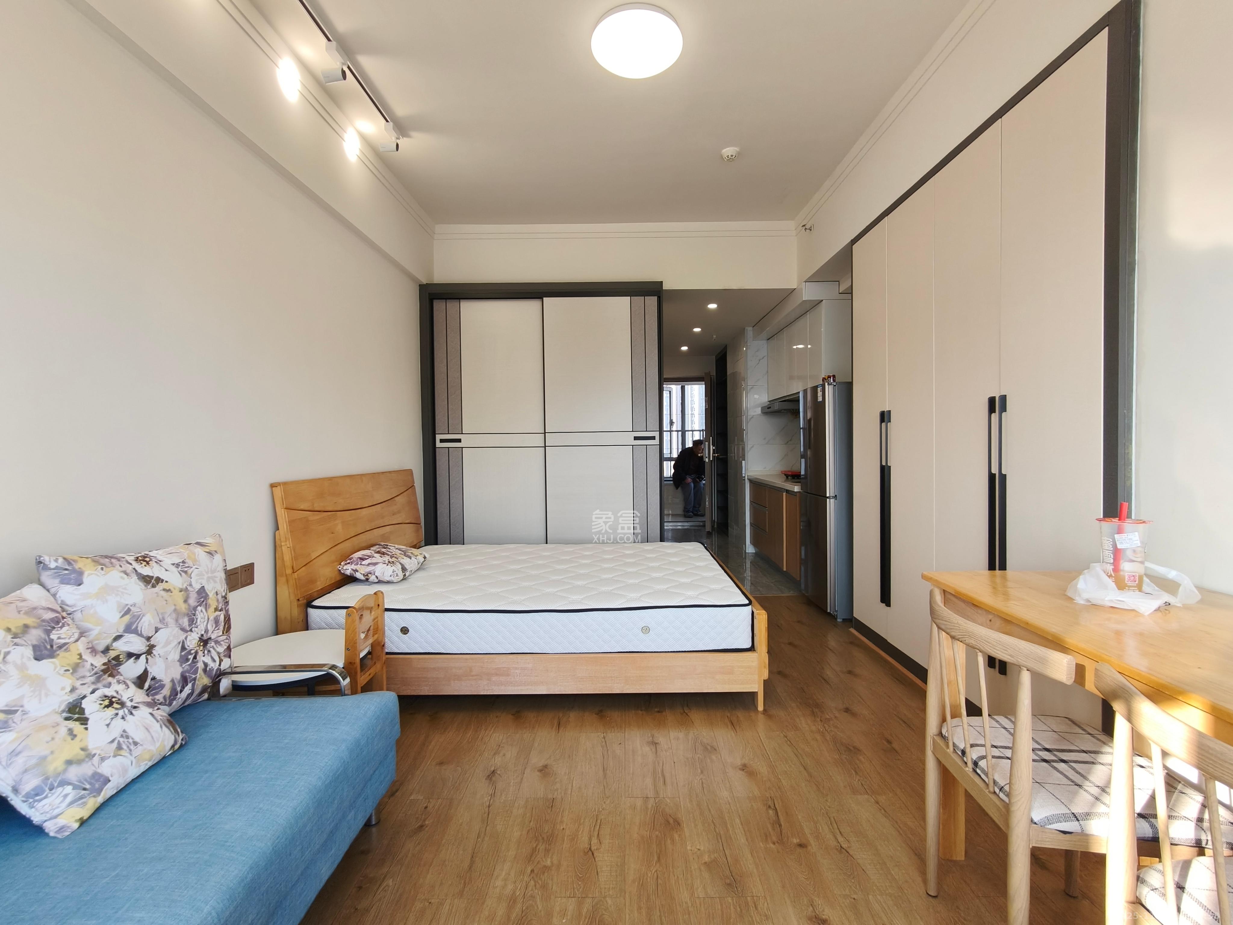 中交广场公寓 1室1厅1卫 1600.0元/月 中交广场公寓 1室1厅1卫 1600.0元/月室内图