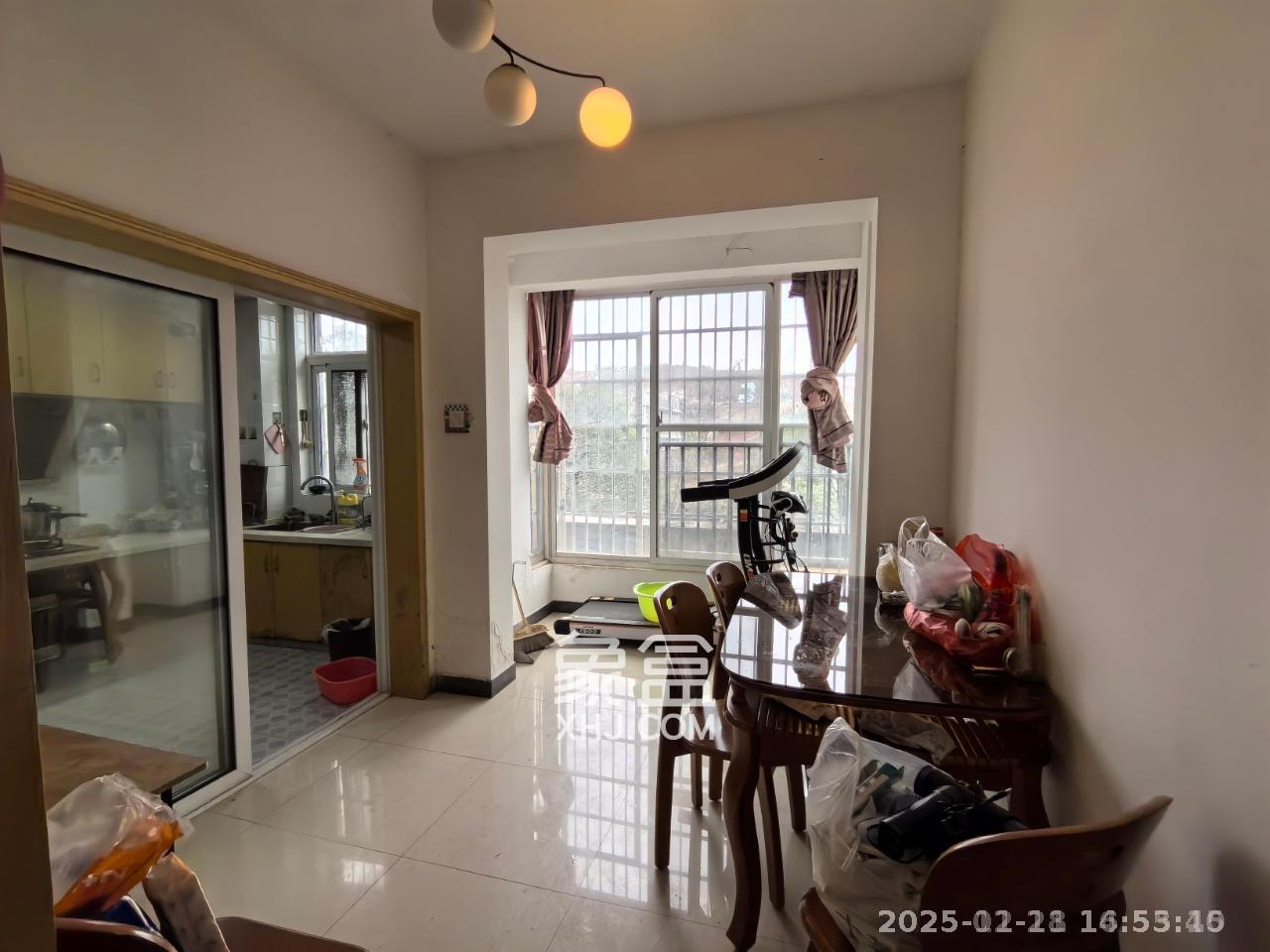 凯富漫城  3室2厅1卫    1500.0元/月室内图