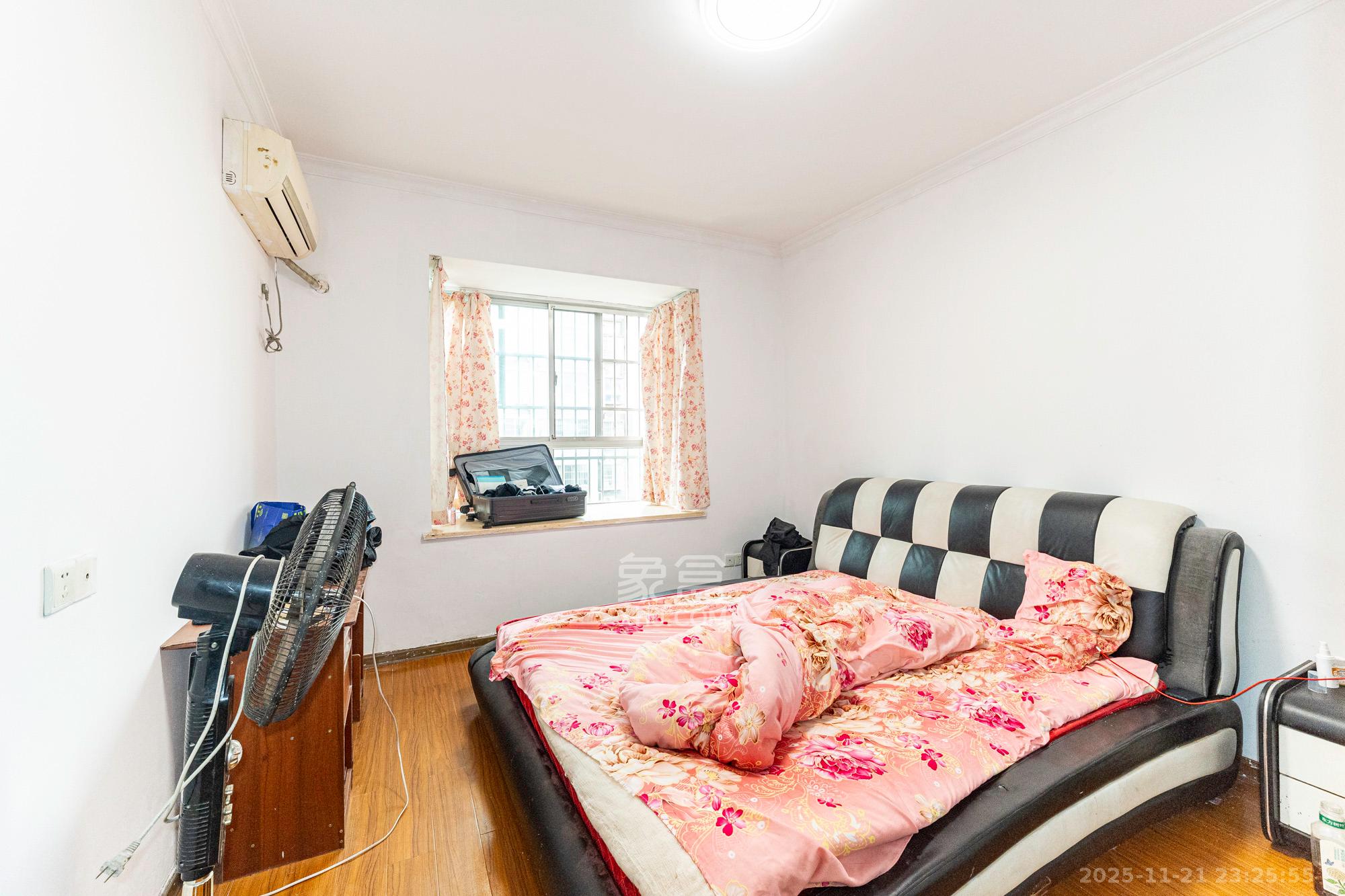 湘楚家园 2室2厅1卫 39.8万 湘楚家园 2室2厅1卫 39.8万卧室