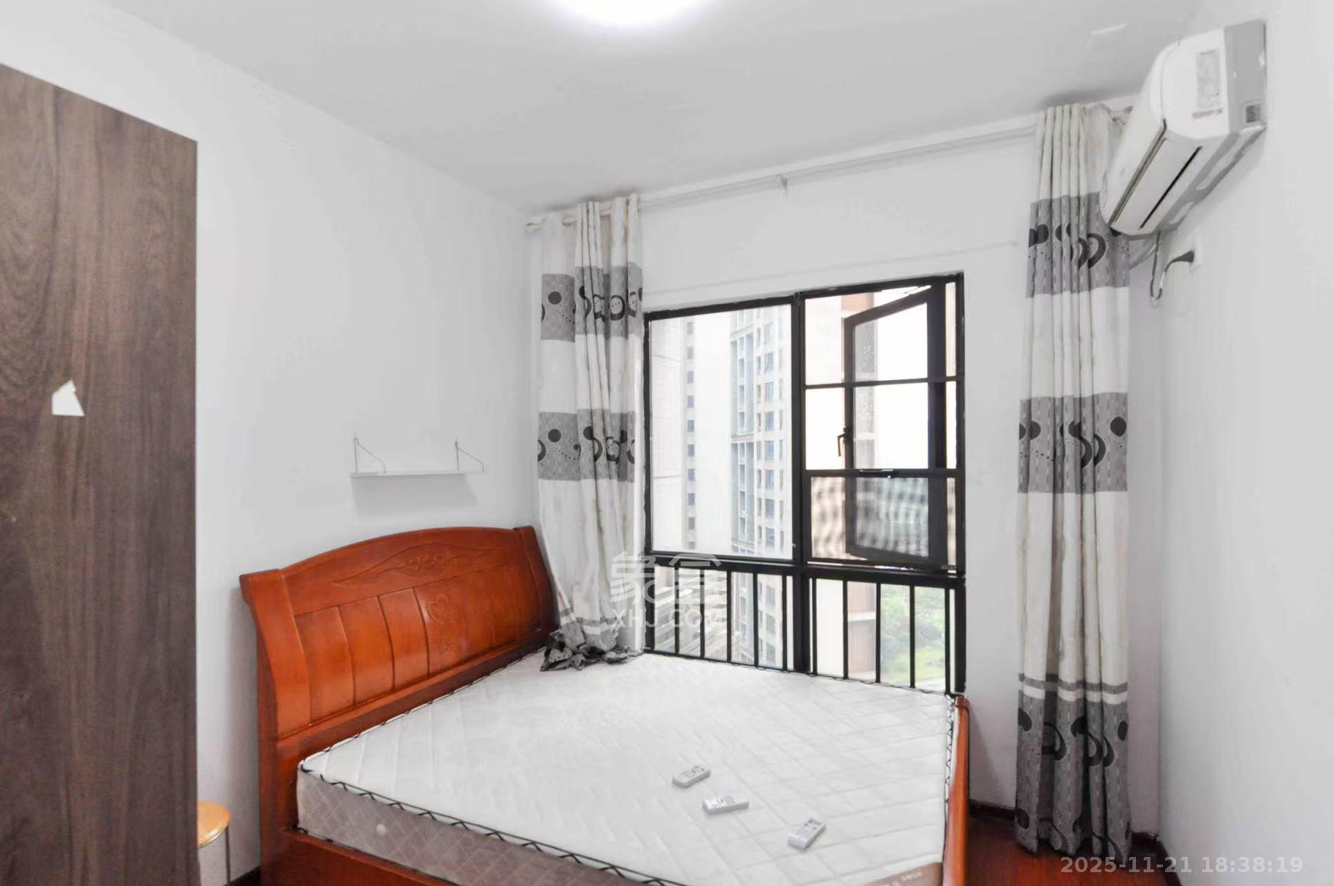 达美D6区  3室2厅2卫    2650.0元/月室内图