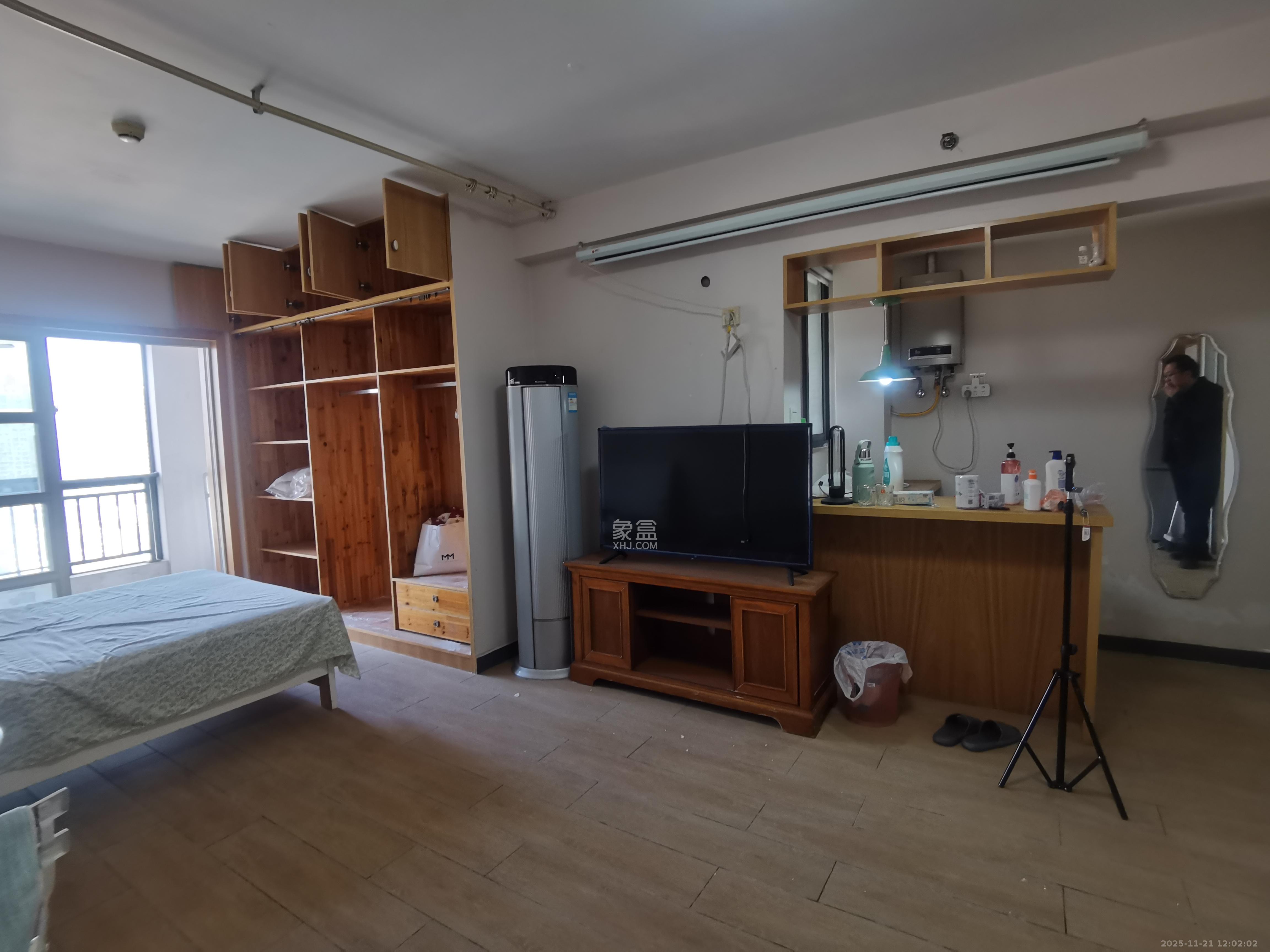 少帅府 1室1厅1卫 2600.0元/月 少帅府 1室1厅1卫 2600.0元/月室内图