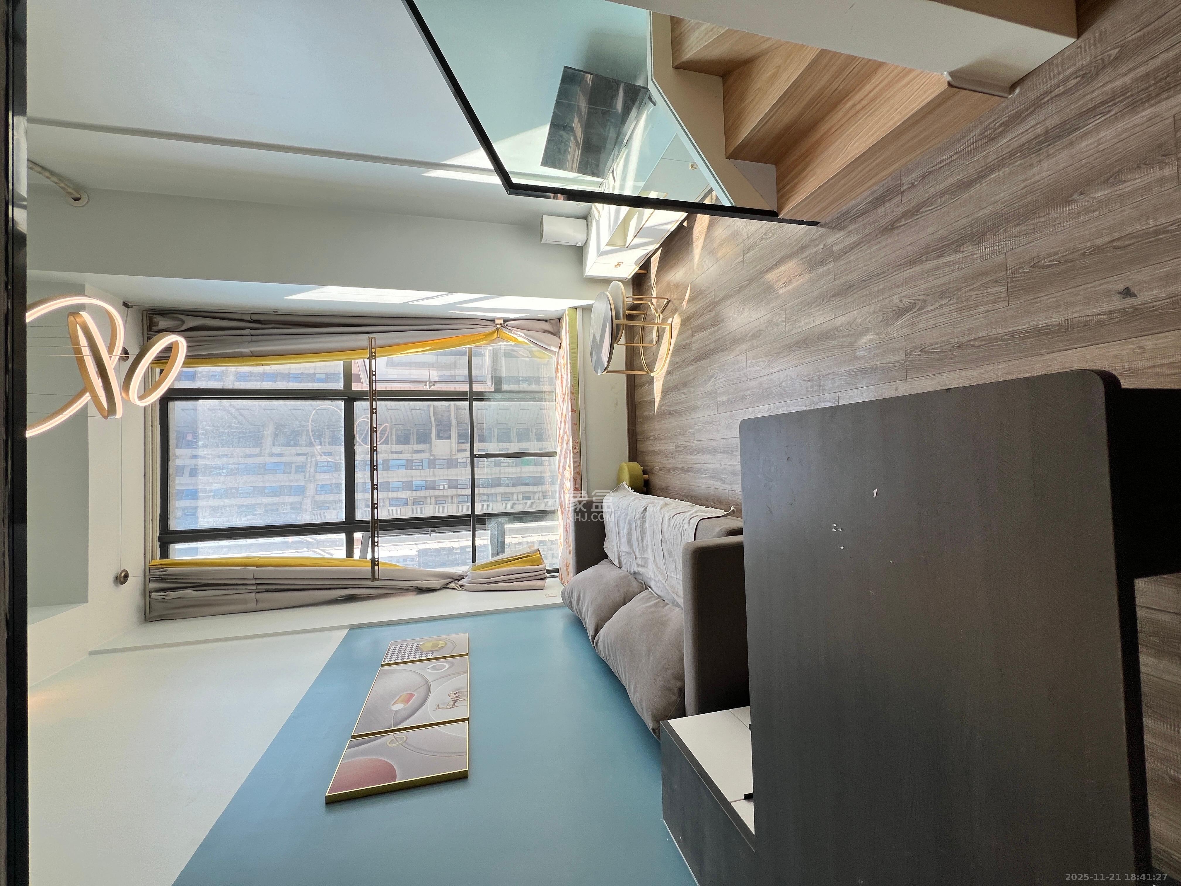 卓越浅水湾  1室0厅0卫    1800.0元/月