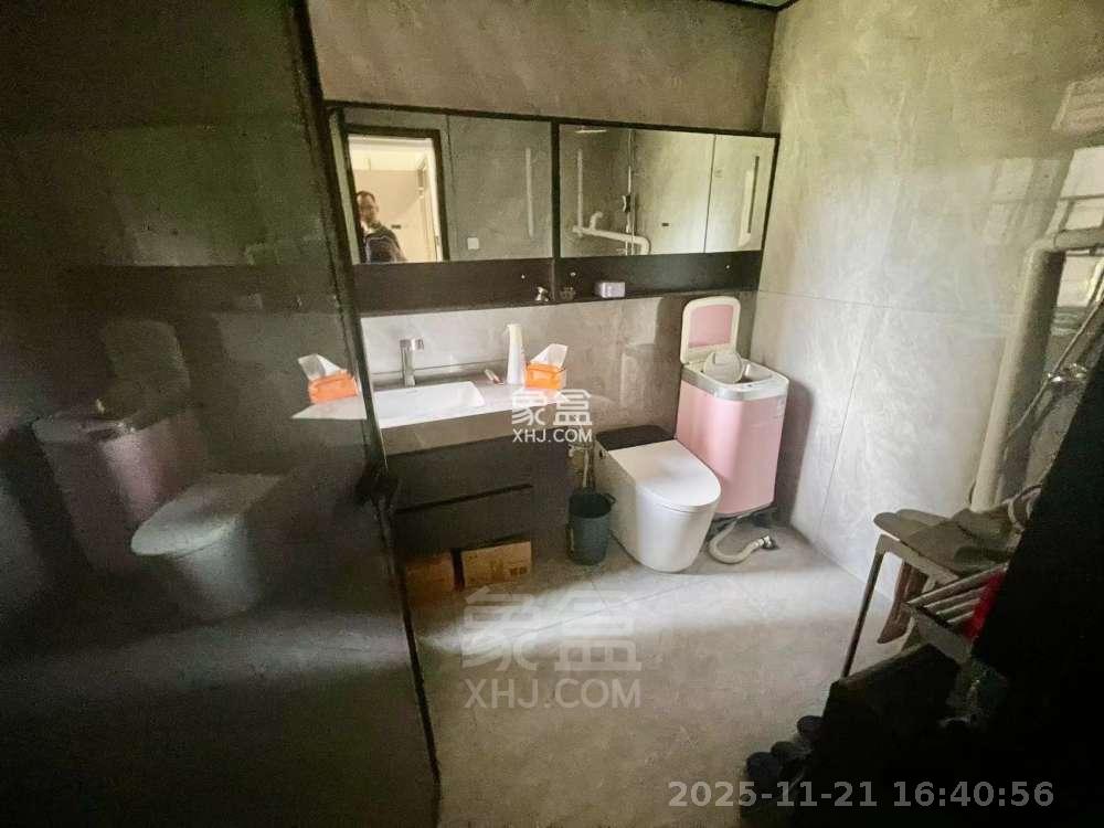 经世龙城  3室2厅2卫    2300.0元/月室内图