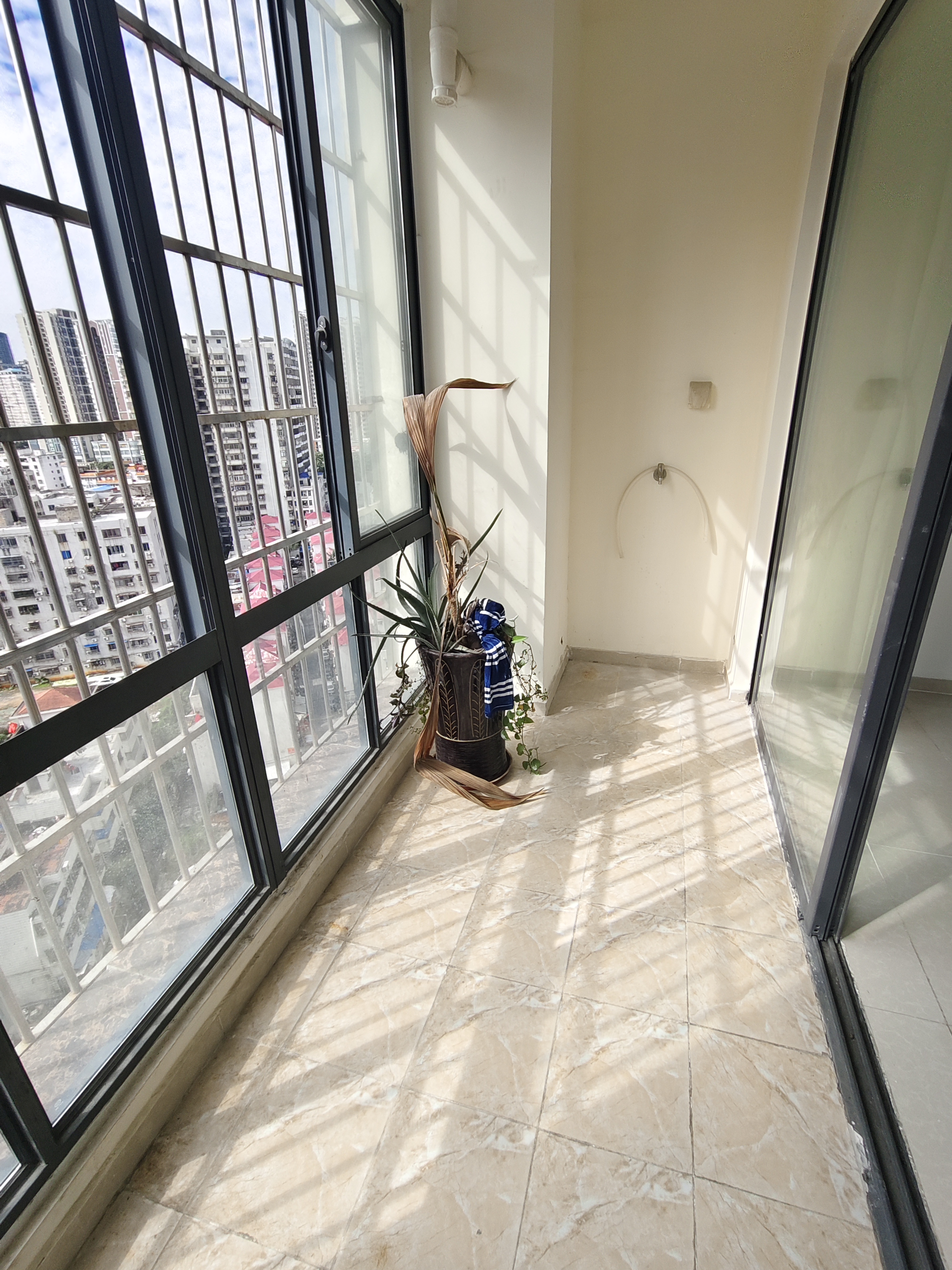 道客和悦嘉园 3室2厅1卫 2400.0元/月 道客和悦嘉园 3室2厅1卫 2400.0元/月室内图